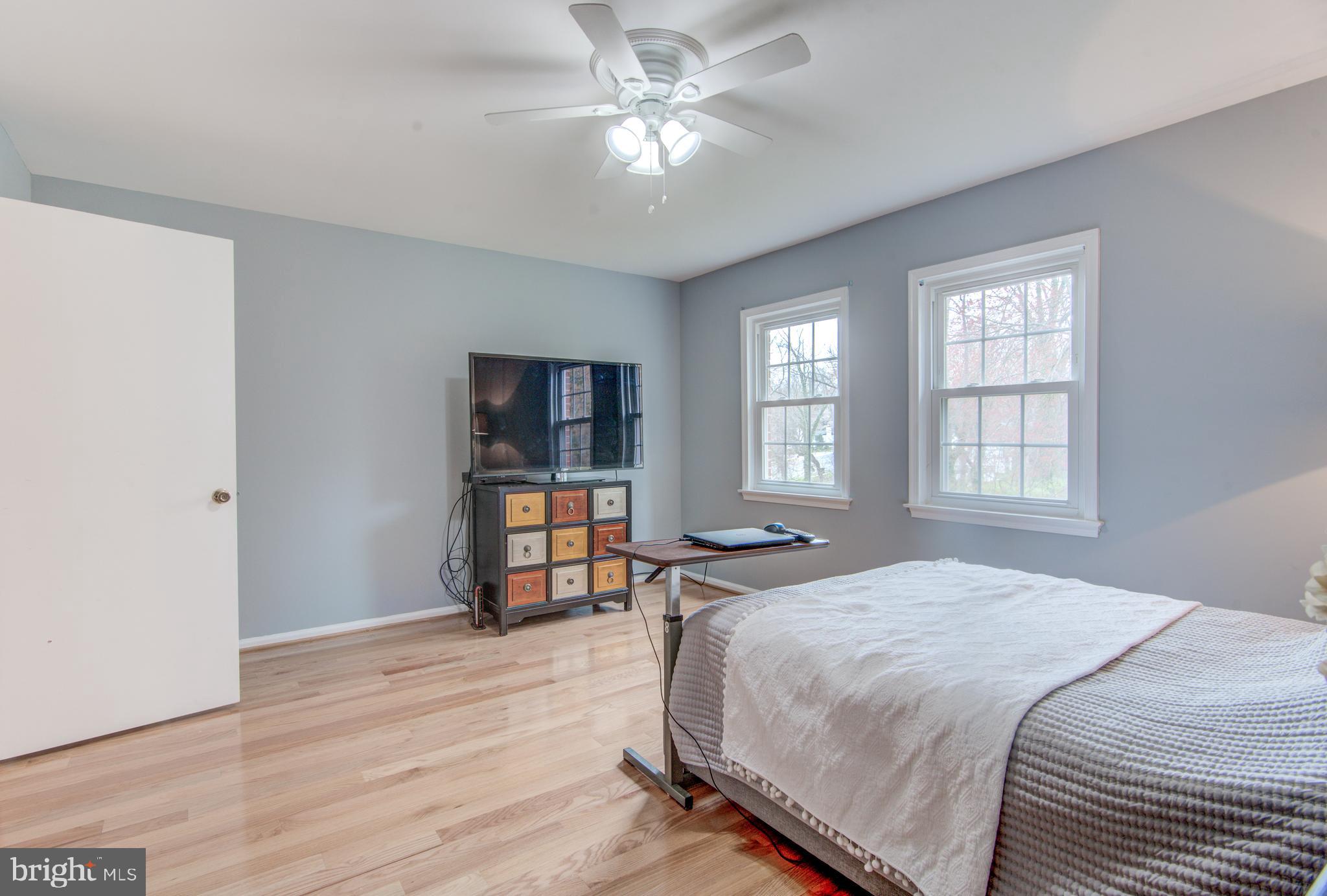 MCLEAN PARK MANOR - Residential