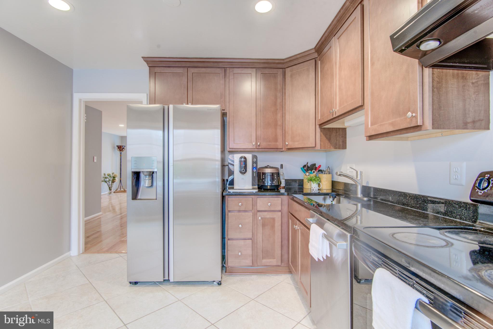 MCLEAN PARK MANOR - Residential