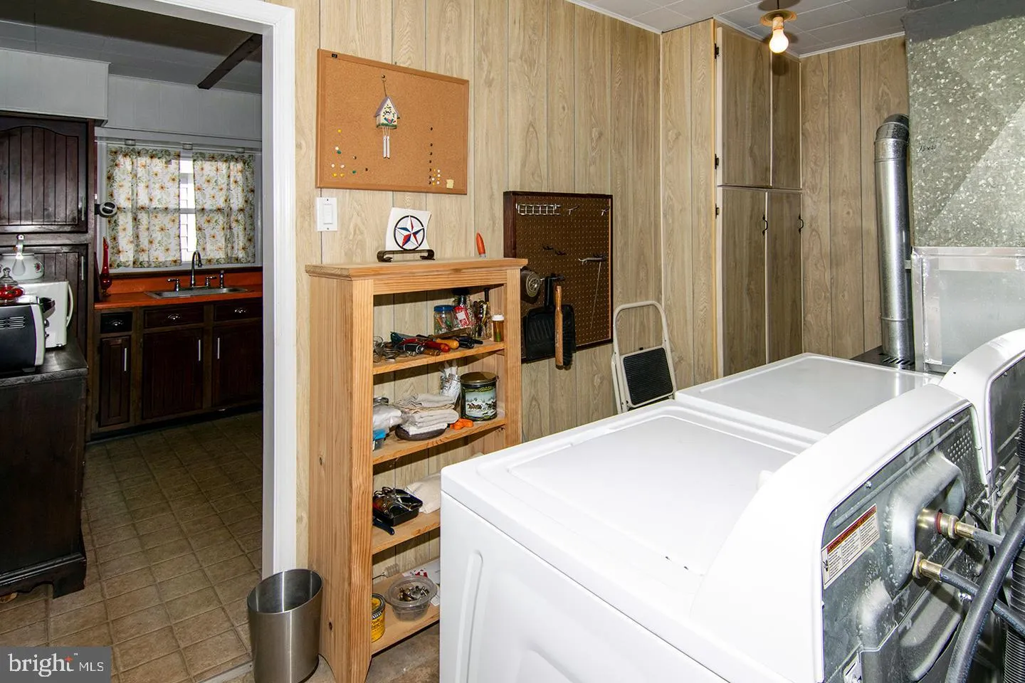 Runnemede, New Jersey 08078, United States, 3 Bedrooms Bedrooms, ,1 BathroomBathrooms,Residential,Pending,17068