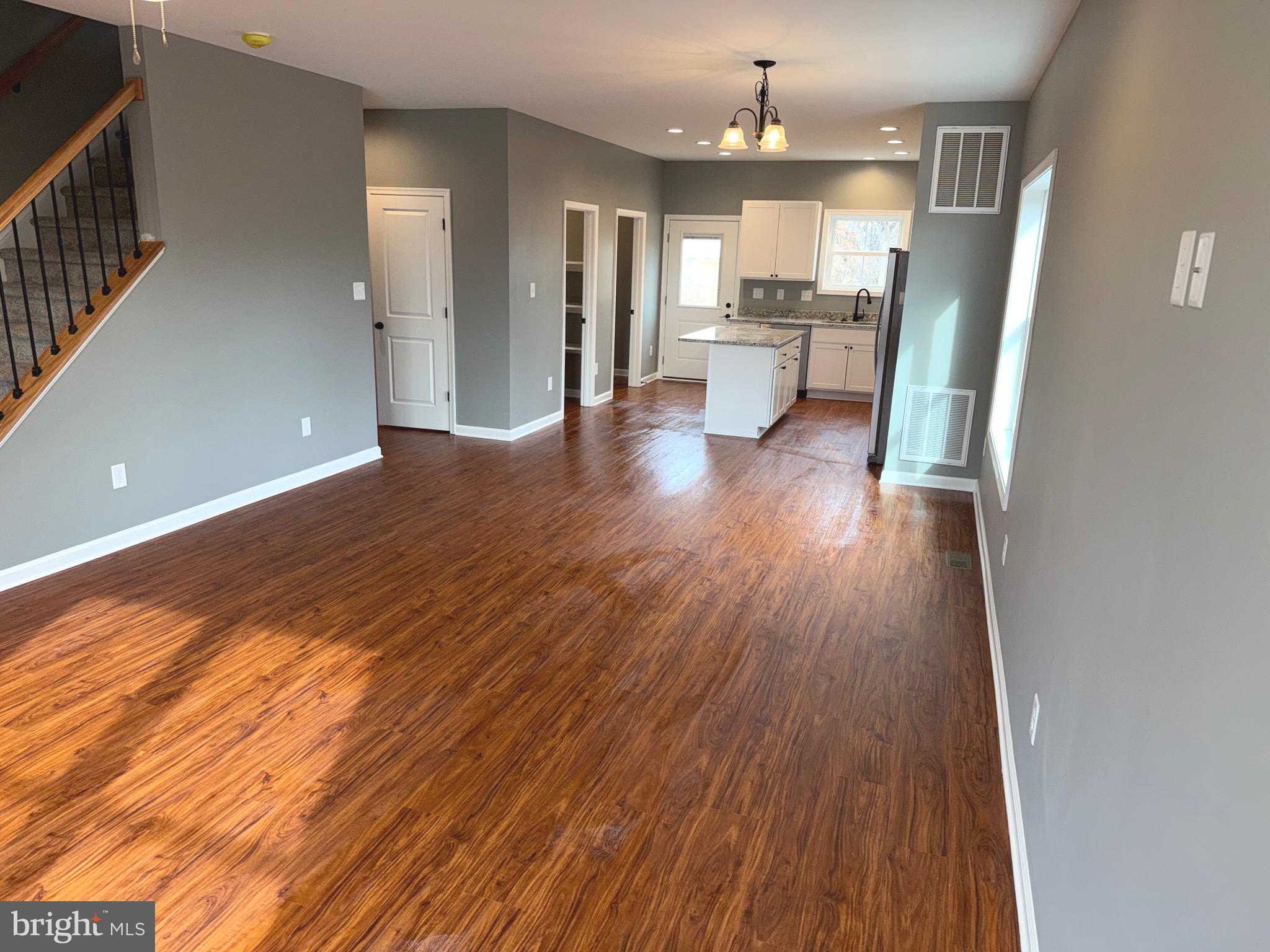 COLD SPRING RUN - Residential