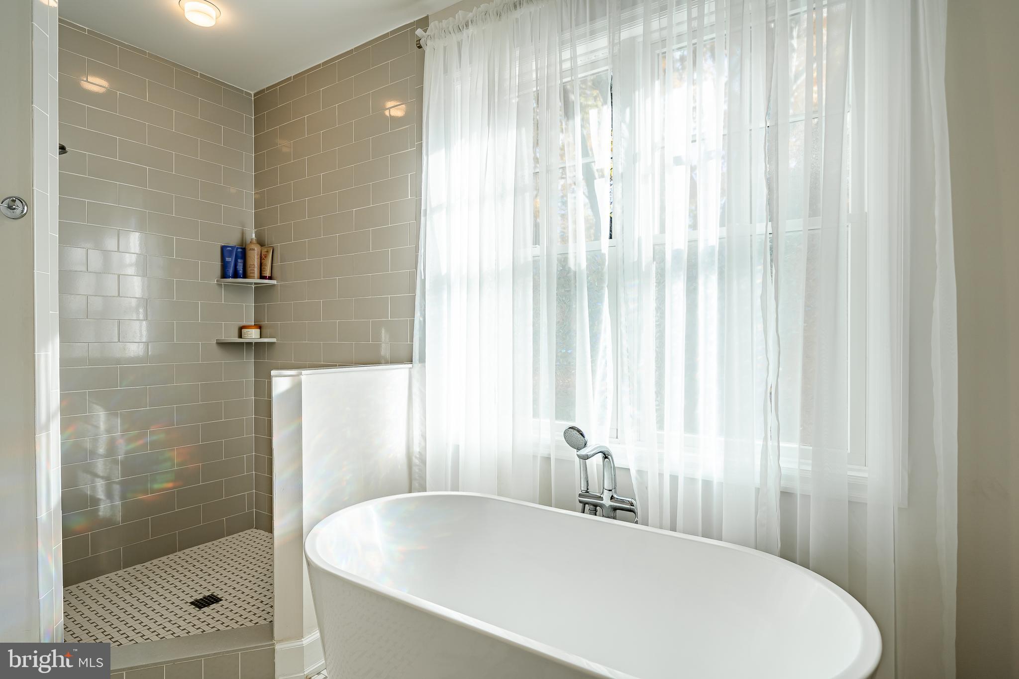 SOUTH WAYNE - Residential