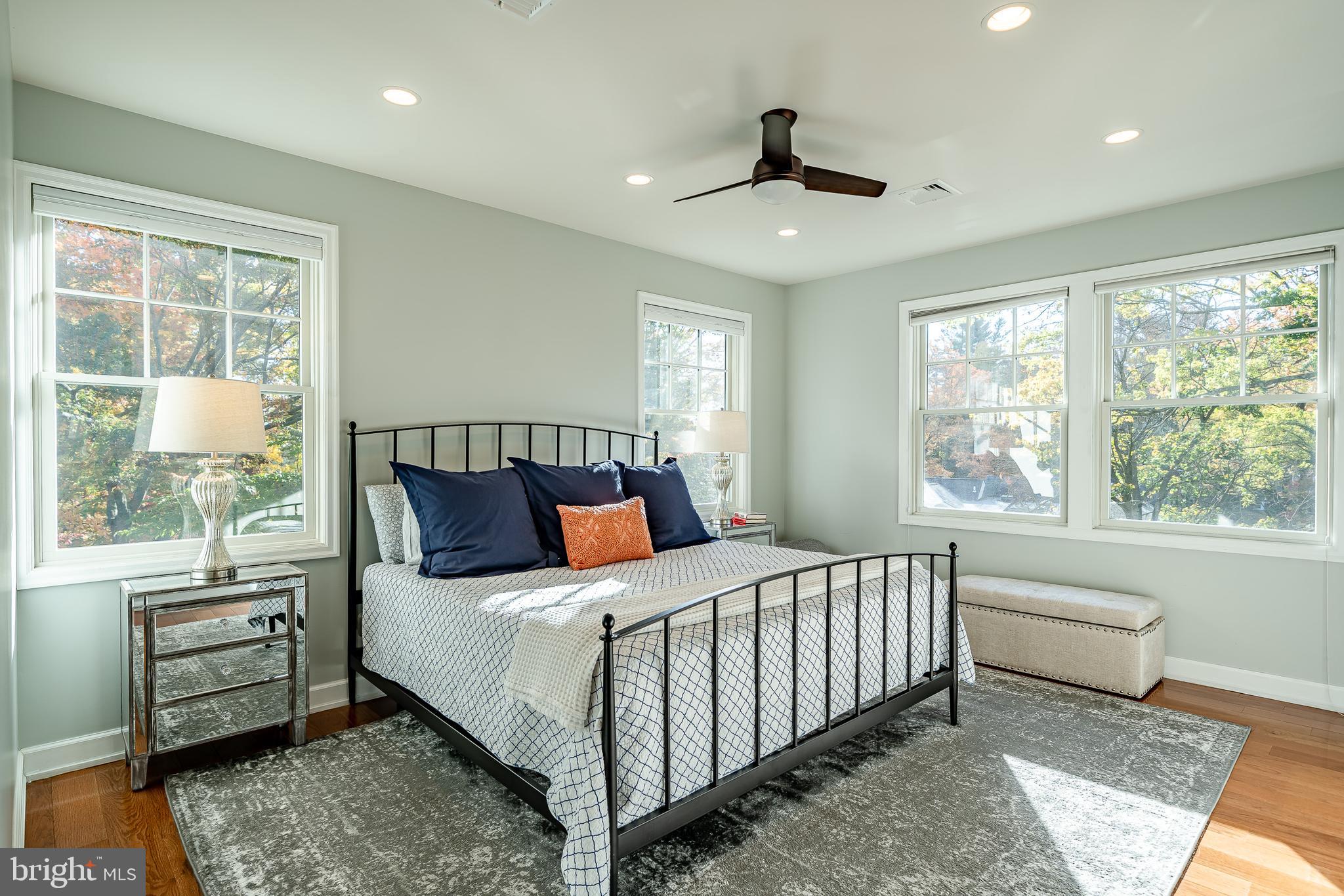 SOUTH WAYNE - Residential