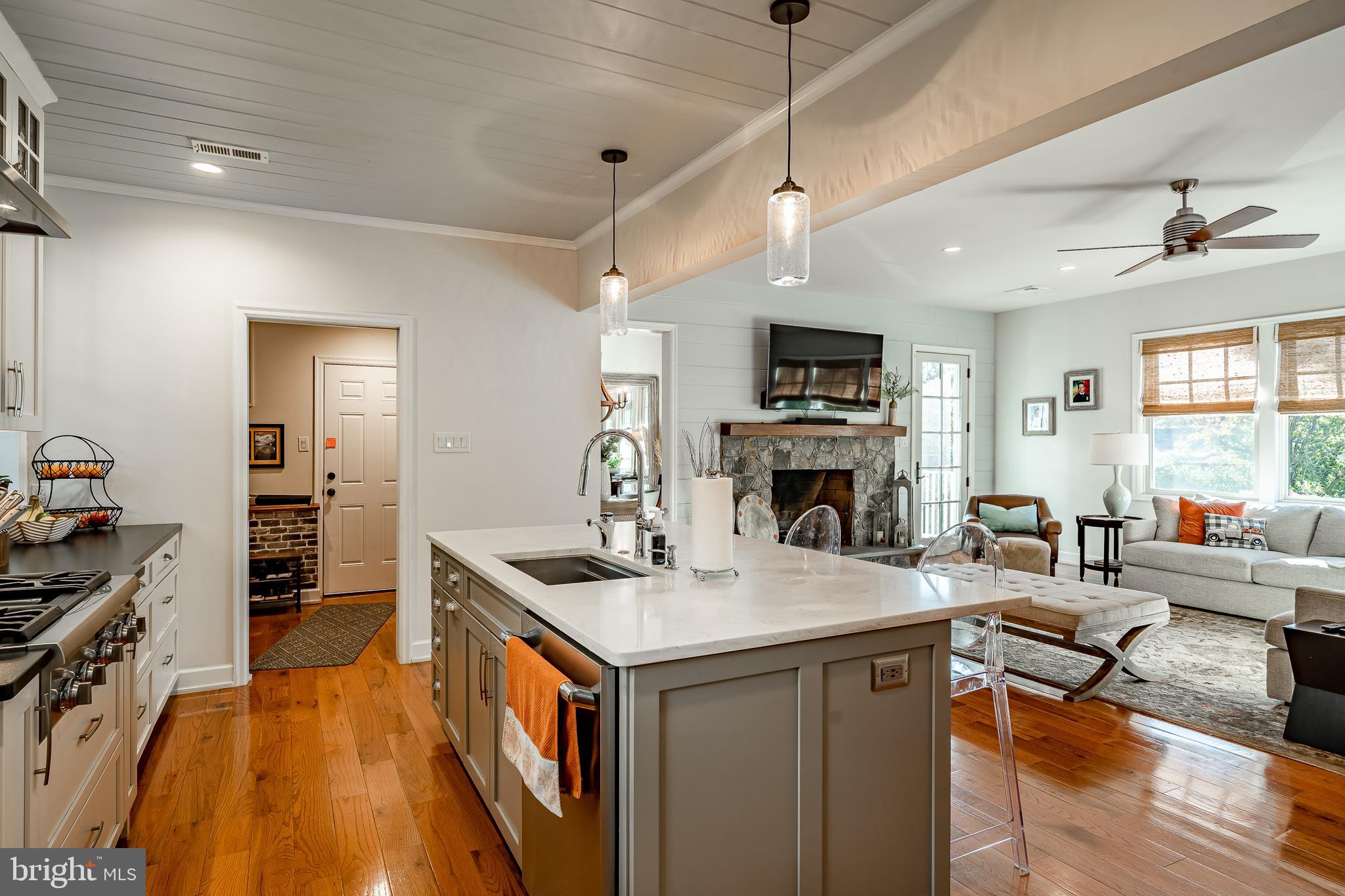 SOUTH WAYNE - Residential