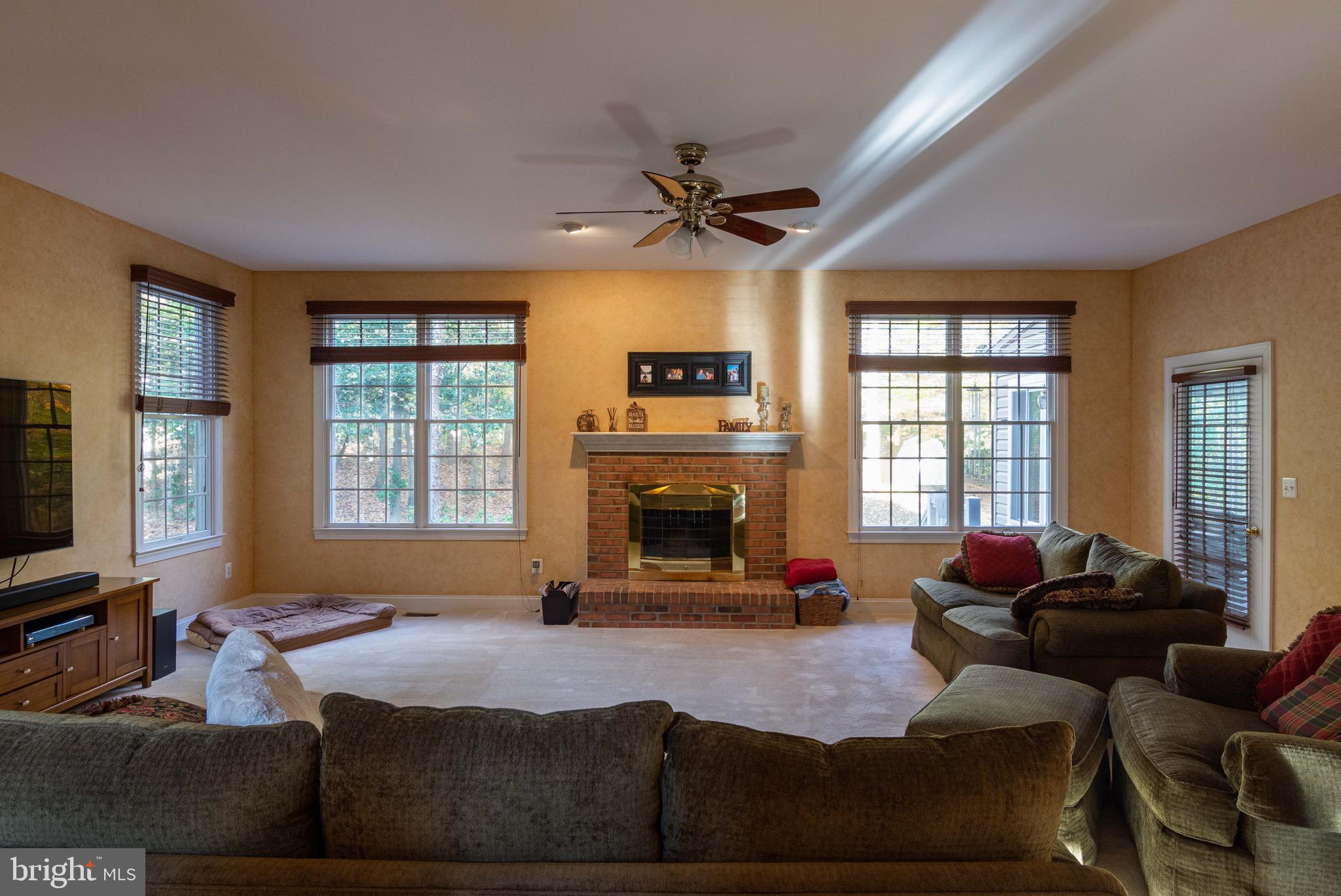 ANNAPOLIS PRESERVE - Residential