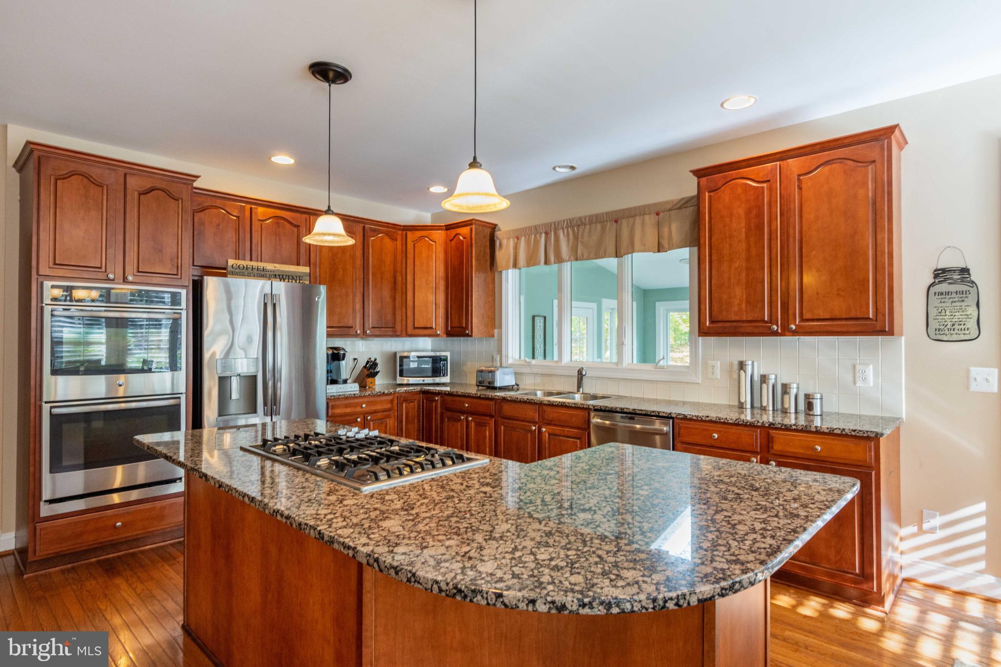 ANNAPOLIS PRESERVE - Residential