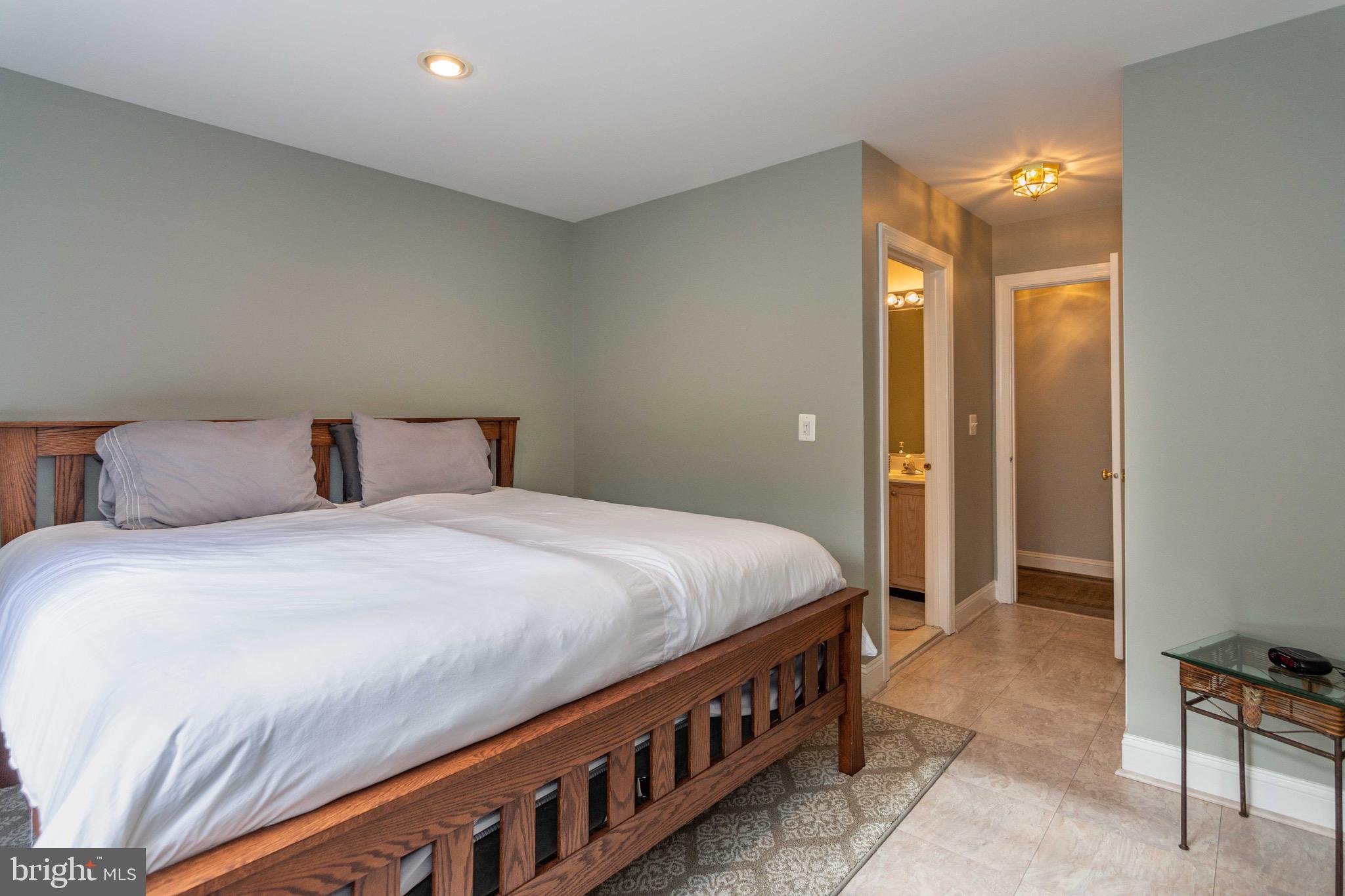 ANNAPOLIS PRESERVE - Residential