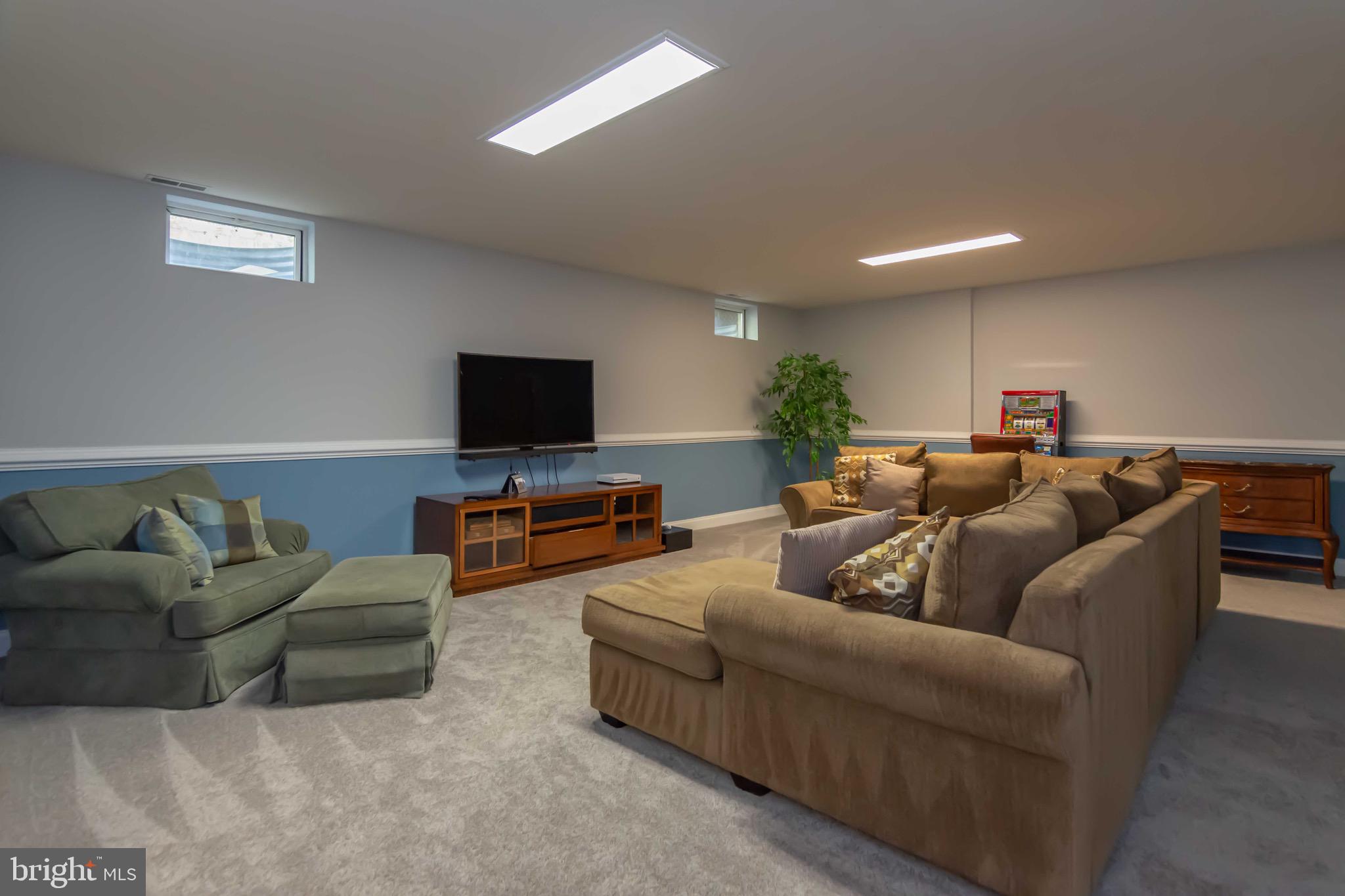 ANNAPOLIS PRESERVE - Residential