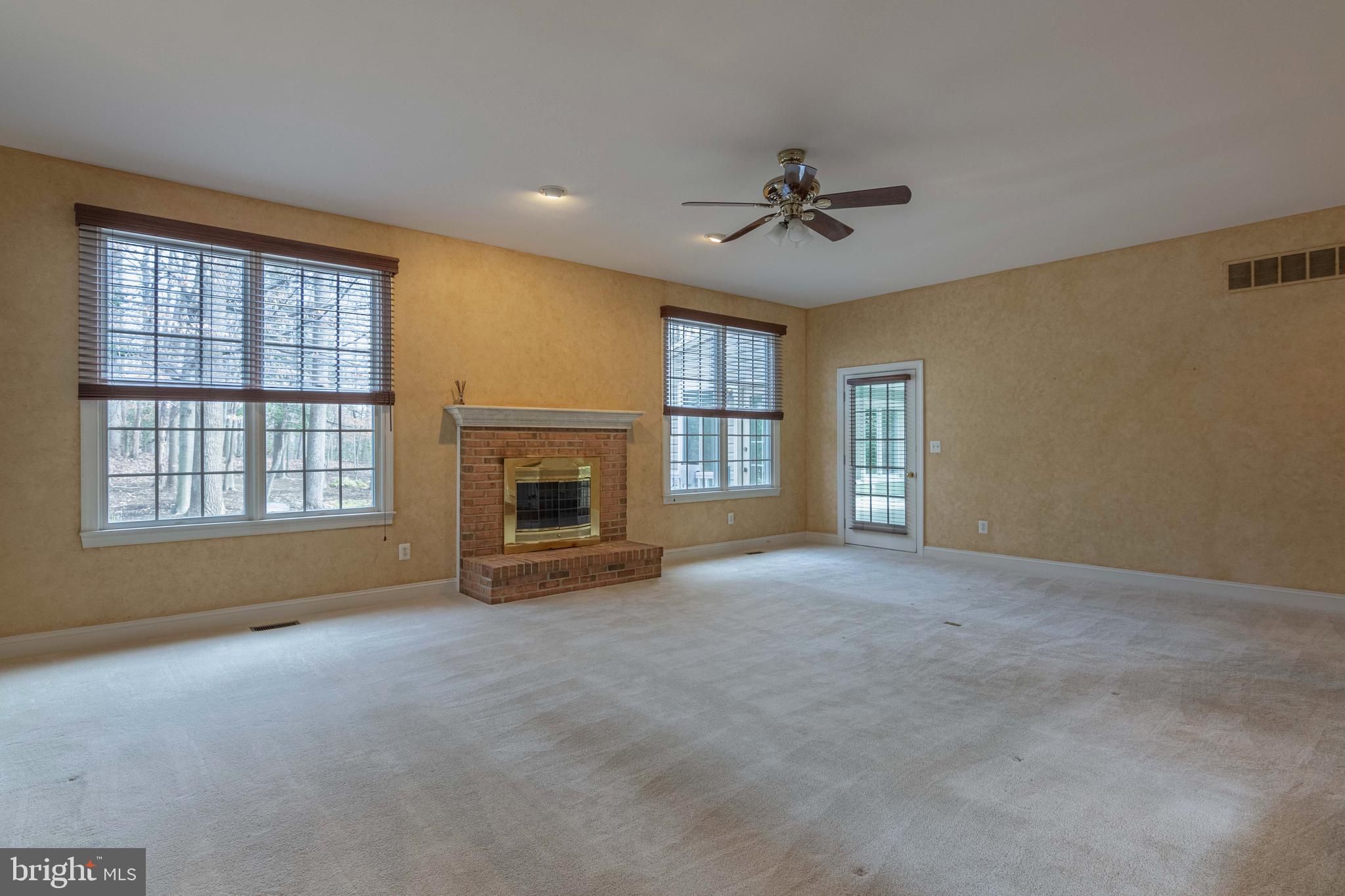 ANNAPOLIS PRESERVE - Residential