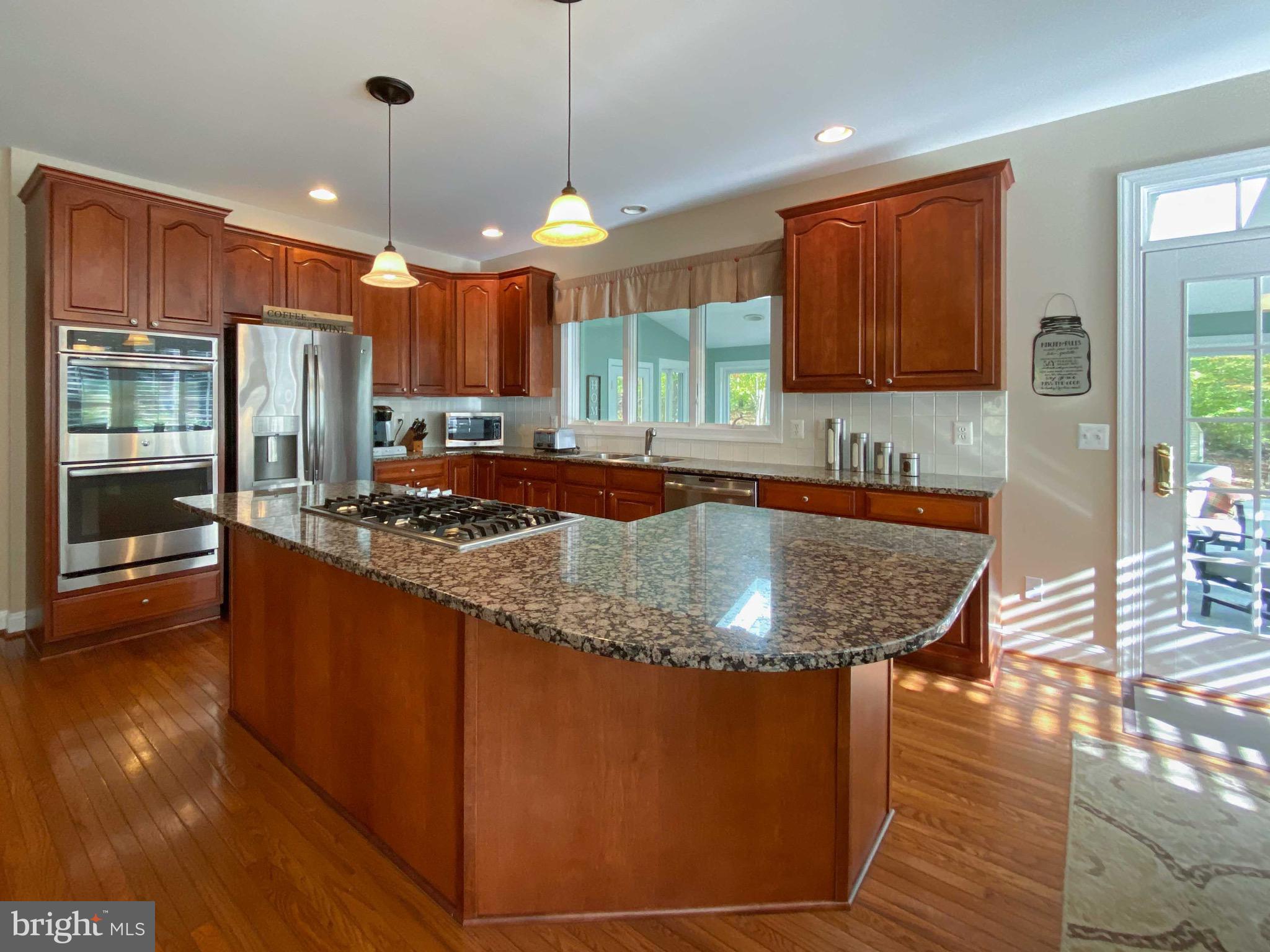 ANNAPOLIS PRESERVE - Residential