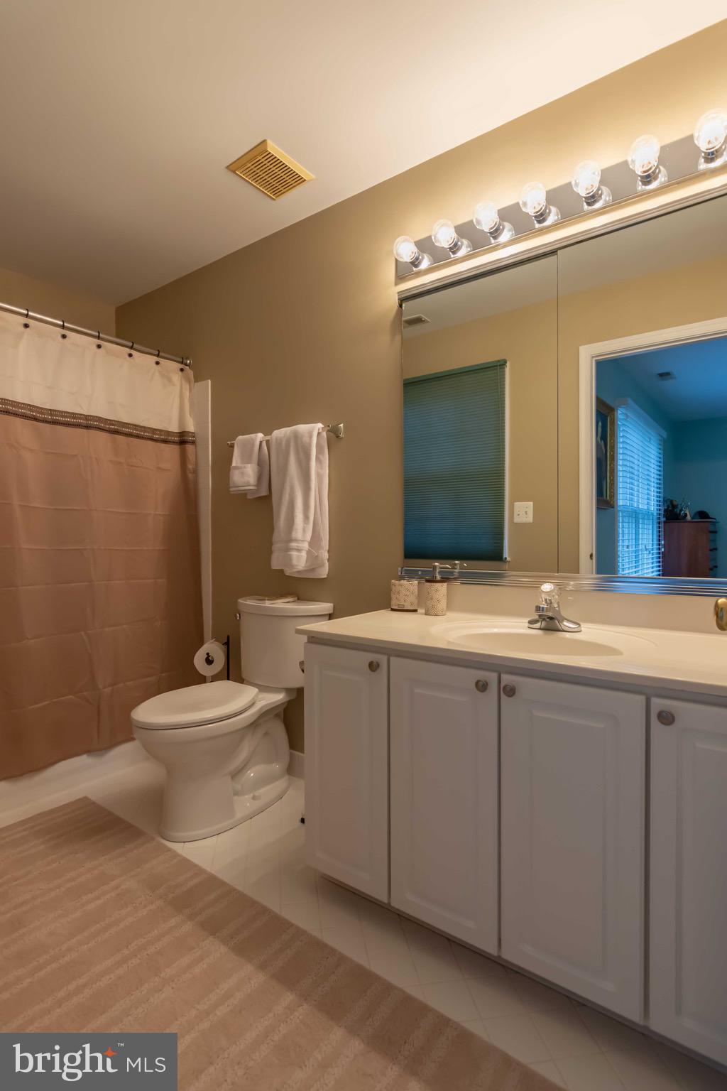 ANNAPOLIS PRESERVE - Residential