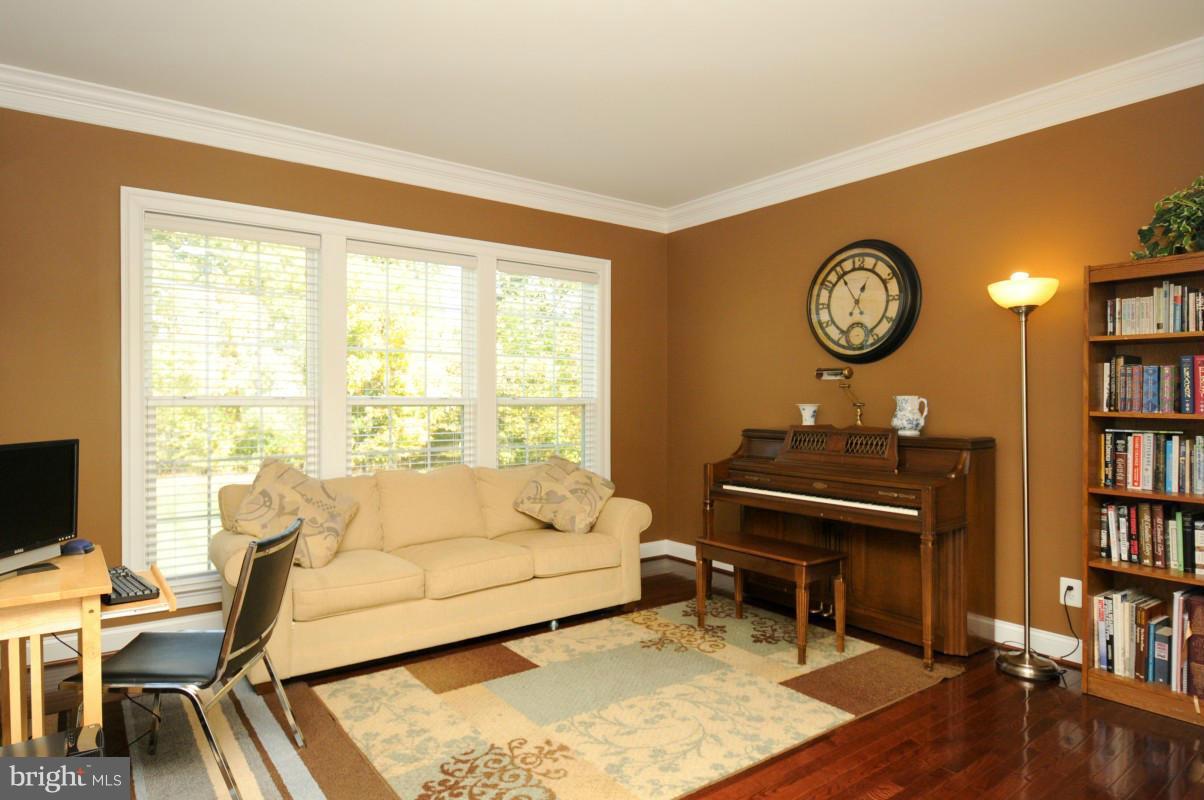 RED CEDAR - Residential