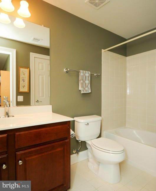 RED CEDAR - Residential