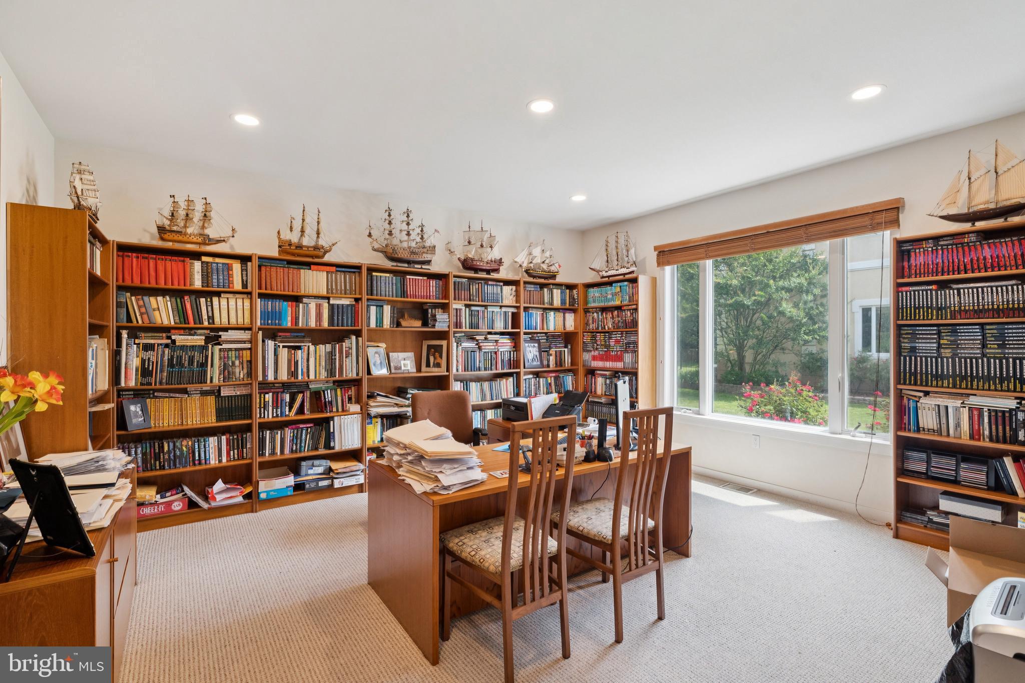 JUSTA FARMS - Residential