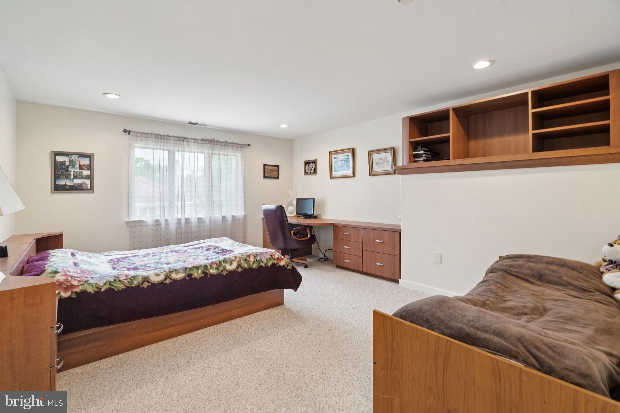 JUSTA FARMS - Residential