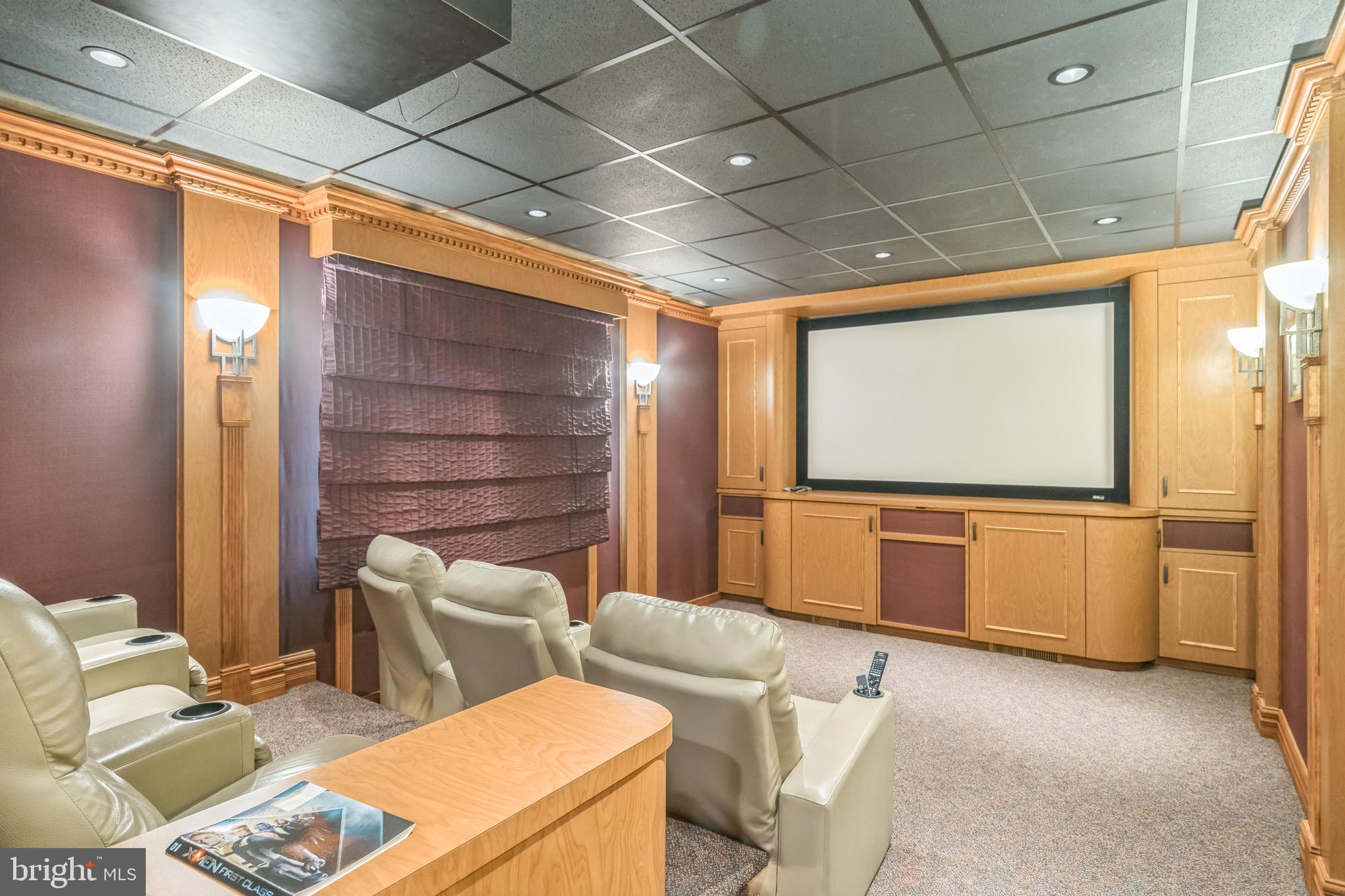 JUSTA FARMS - Residential