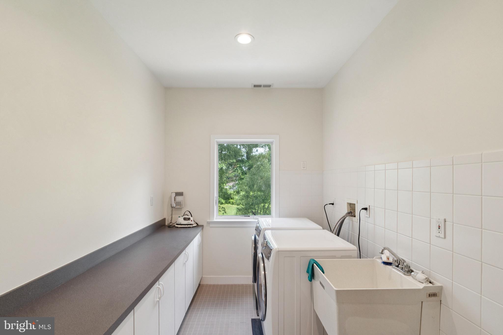 JUSTA FARMS - Residential