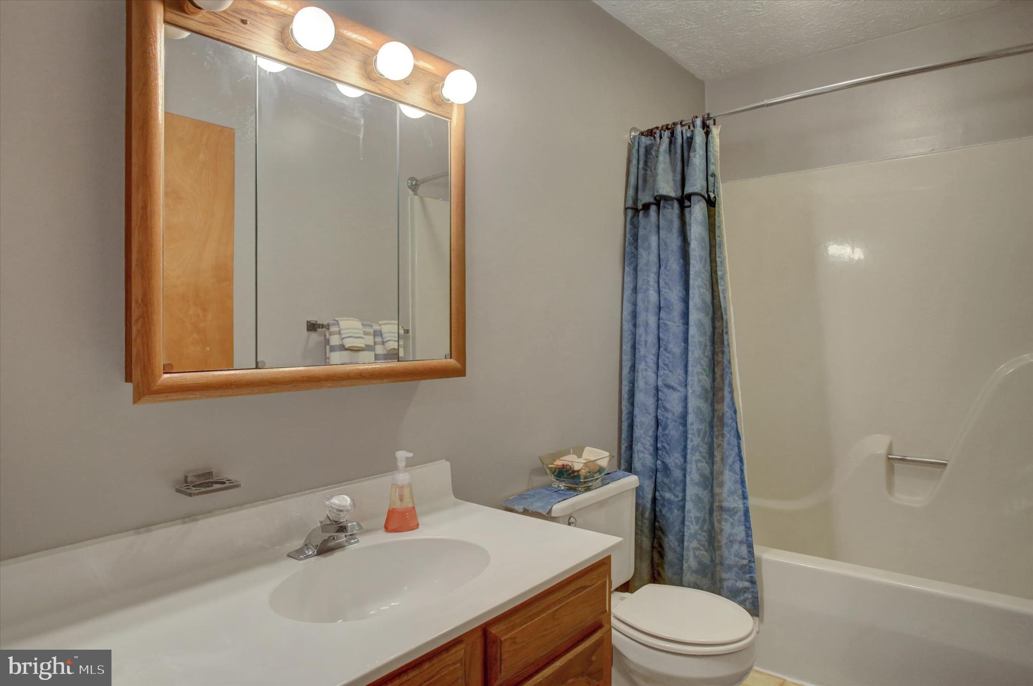 MILL CREEK - Residential