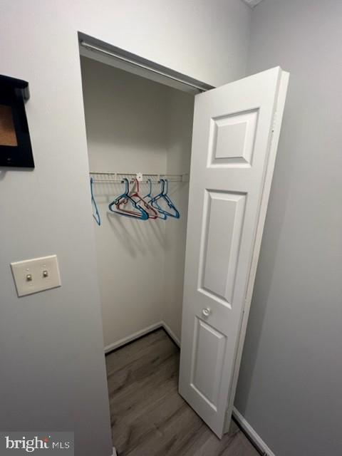 STUART MECHANIC - Residential Lease