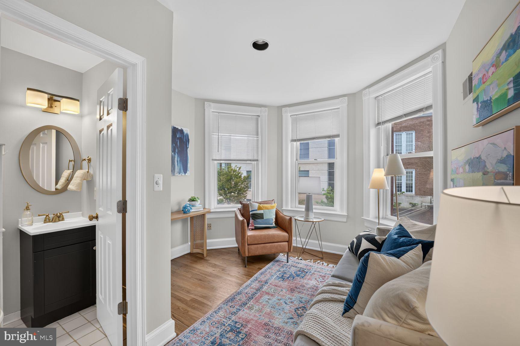 516 4TH STREET NE 202