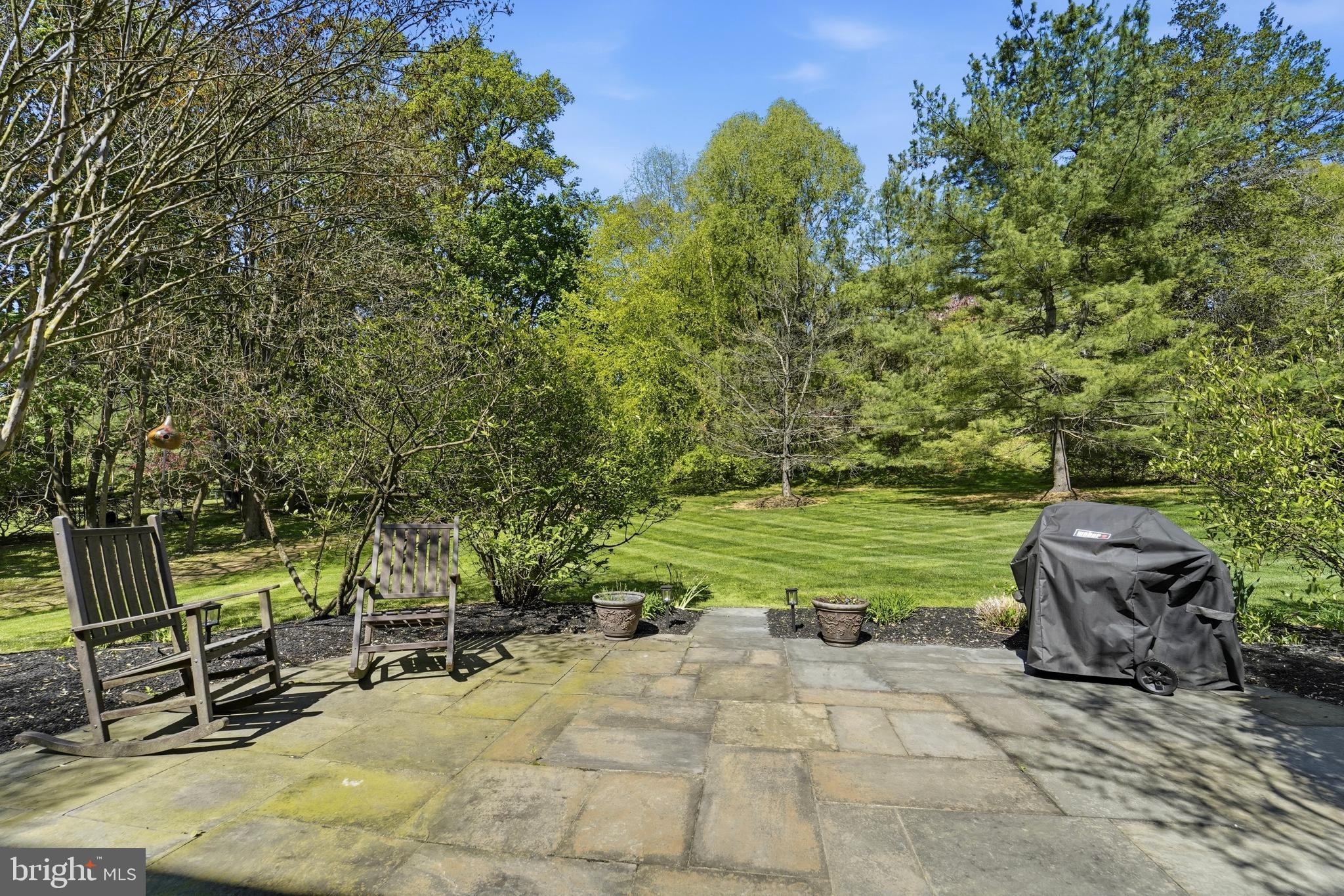 MEADOWBROOK - Residential