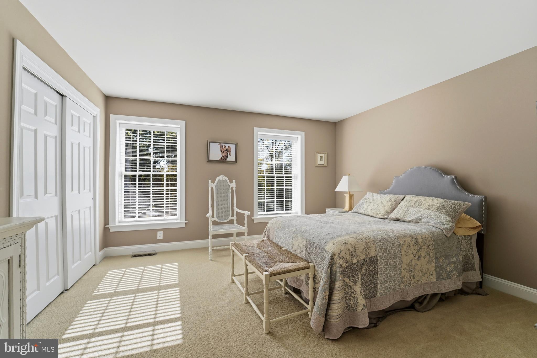 MEADOWBROOK - Residential