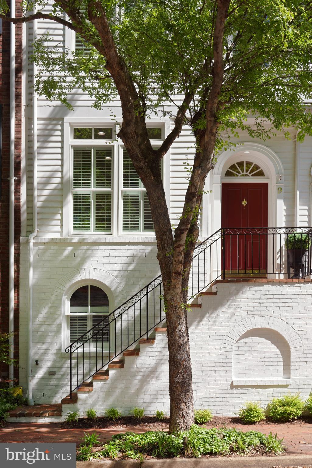 9 FRANKLIN STREET