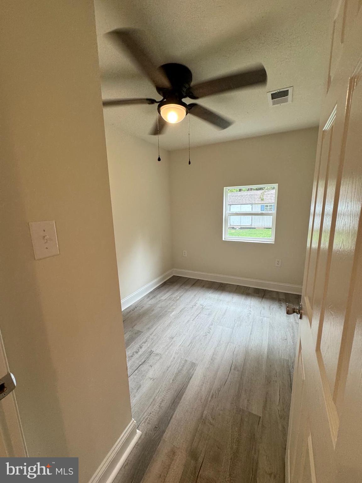 AVALON SHORES - Residential Lease