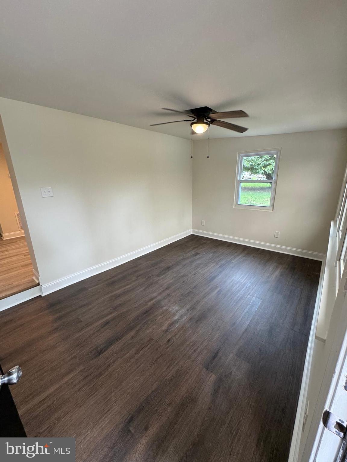 AVALON SHORES - Residential Lease