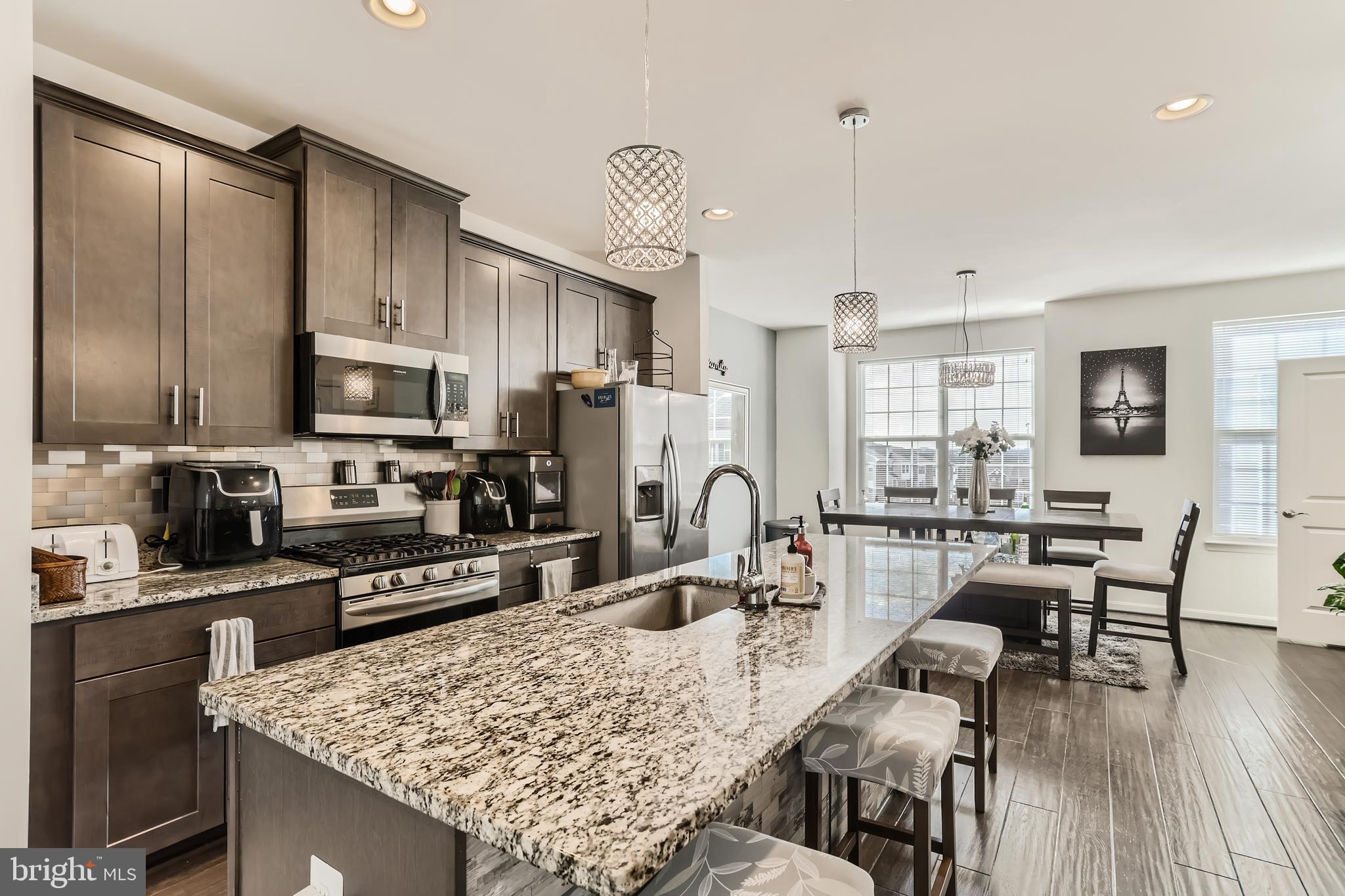 ROSEDALE - Residential