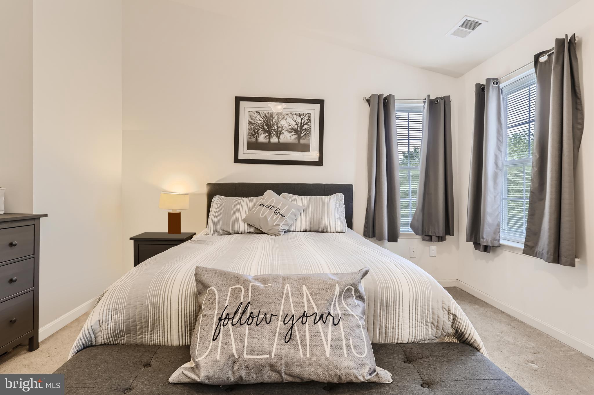 ROSEDALE - Residential