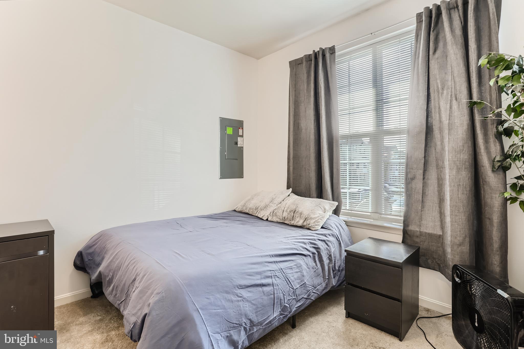 ROSEDALE - Residential