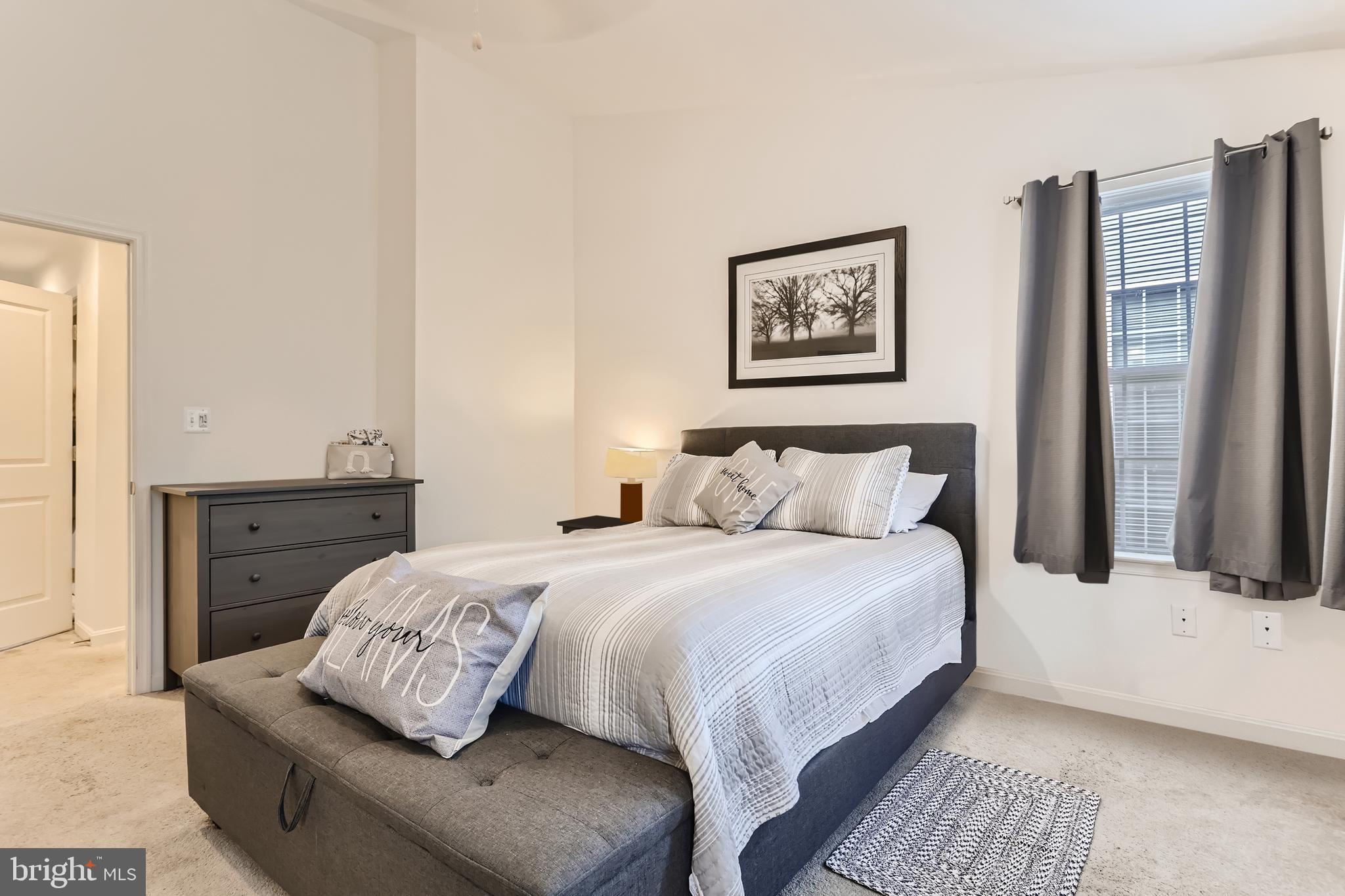 ROSEDALE - Residential