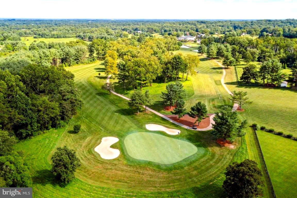 EVERGREEN FARM - Residential