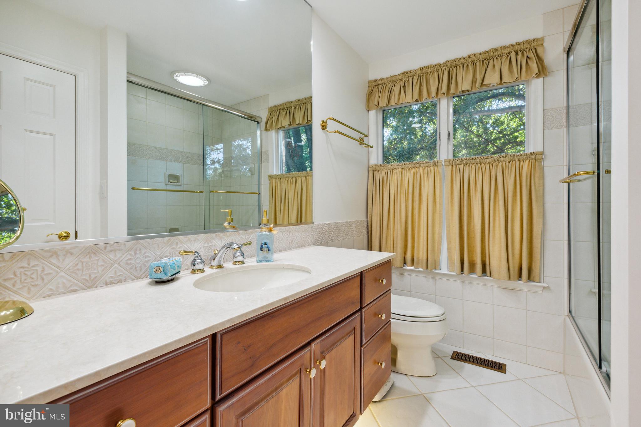 EVERGREEN FARM - Residential