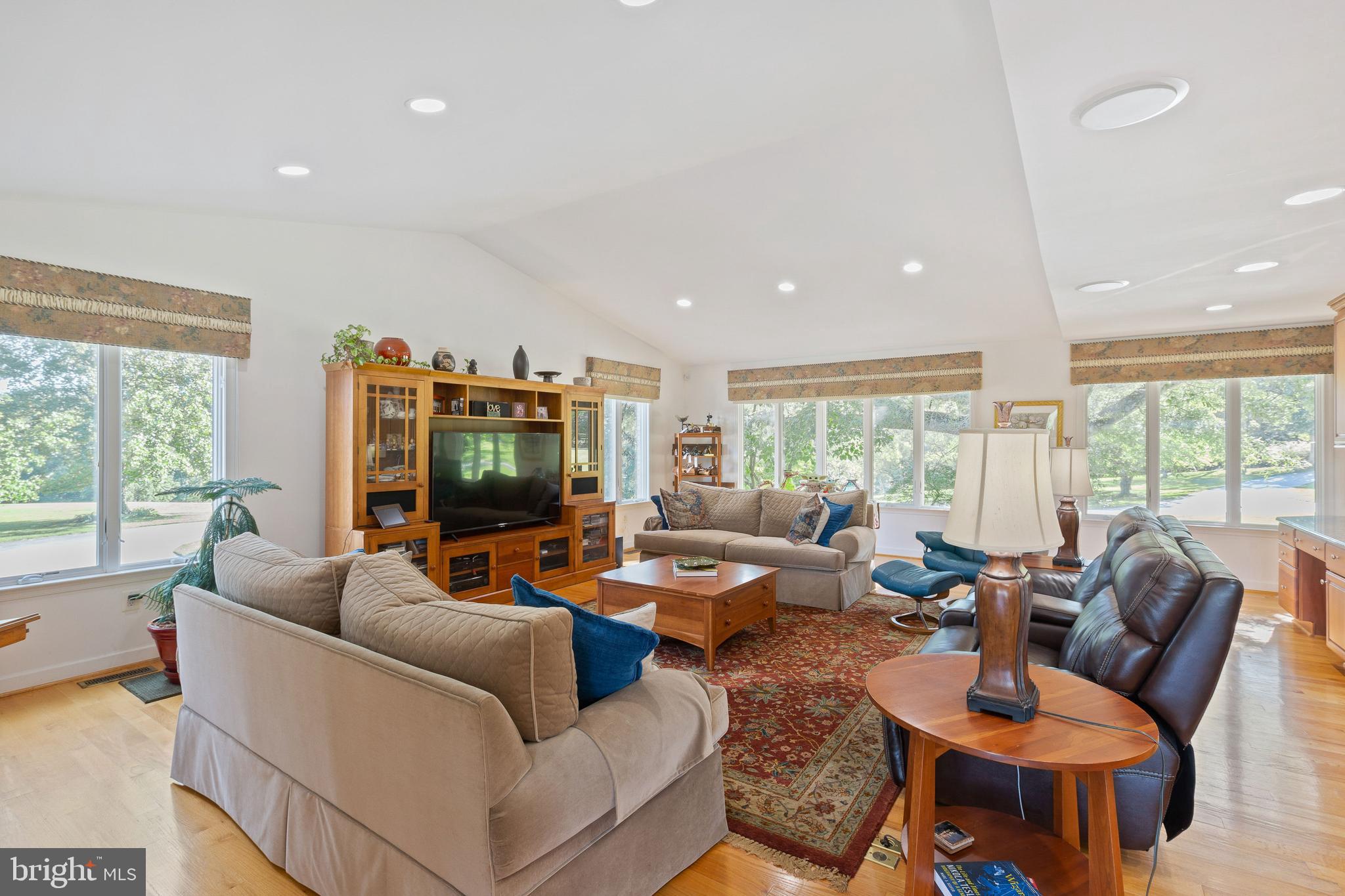 EVERGREEN FARM - Residential