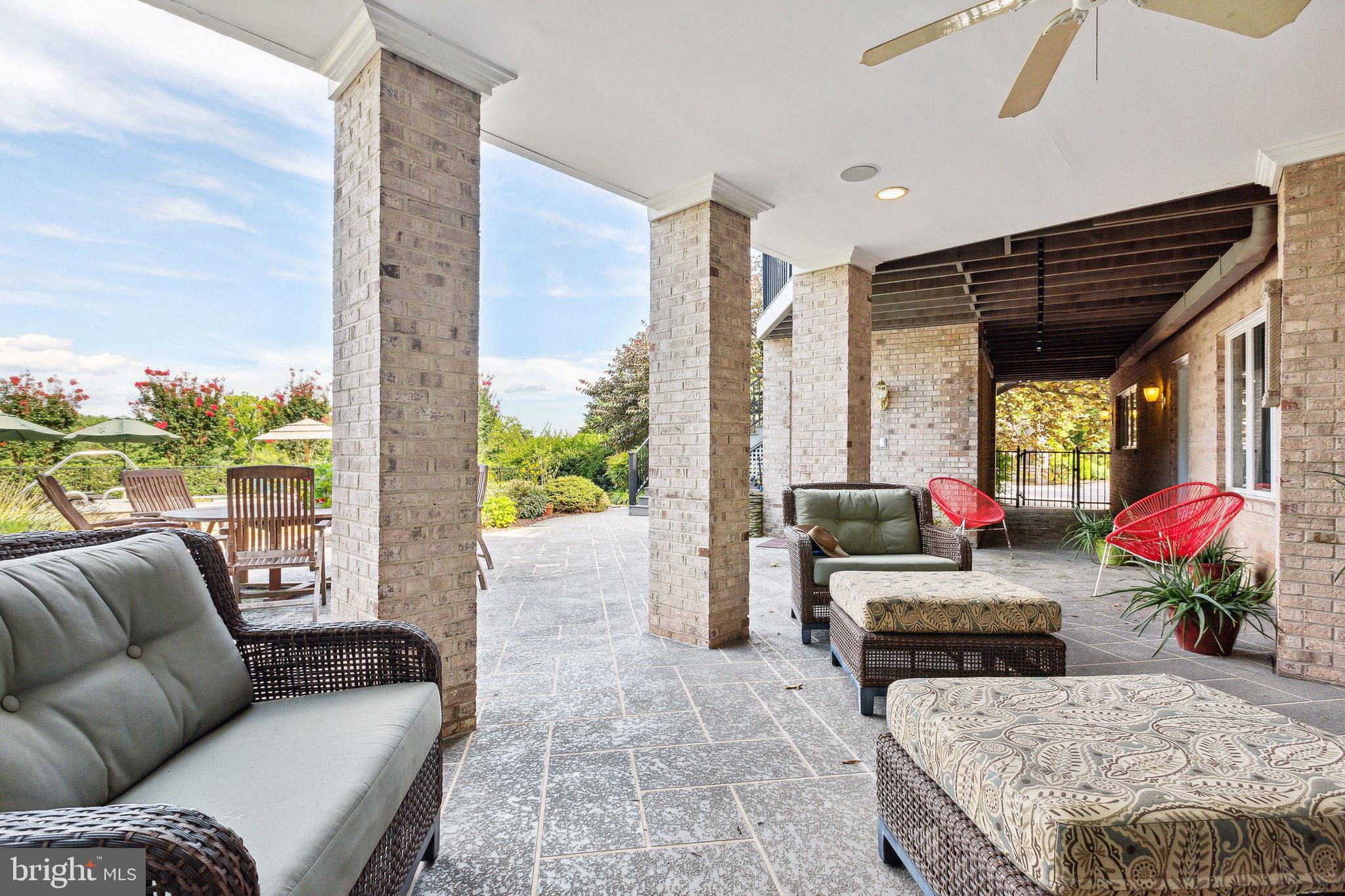 EVERGREEN FARM - Residential