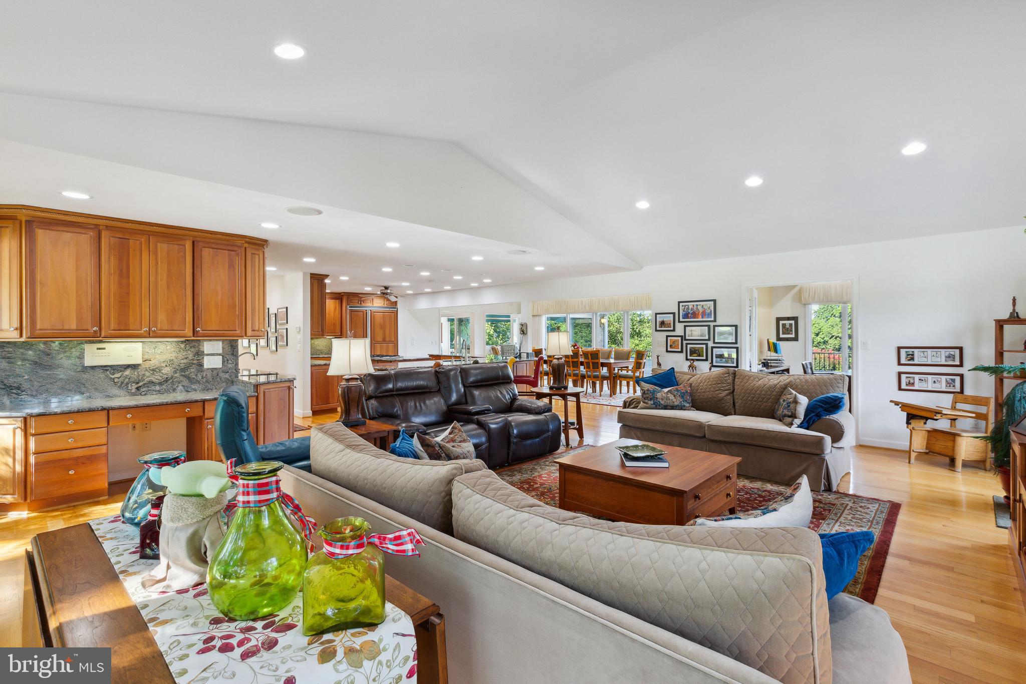 EVERGREEN FARM - Residential