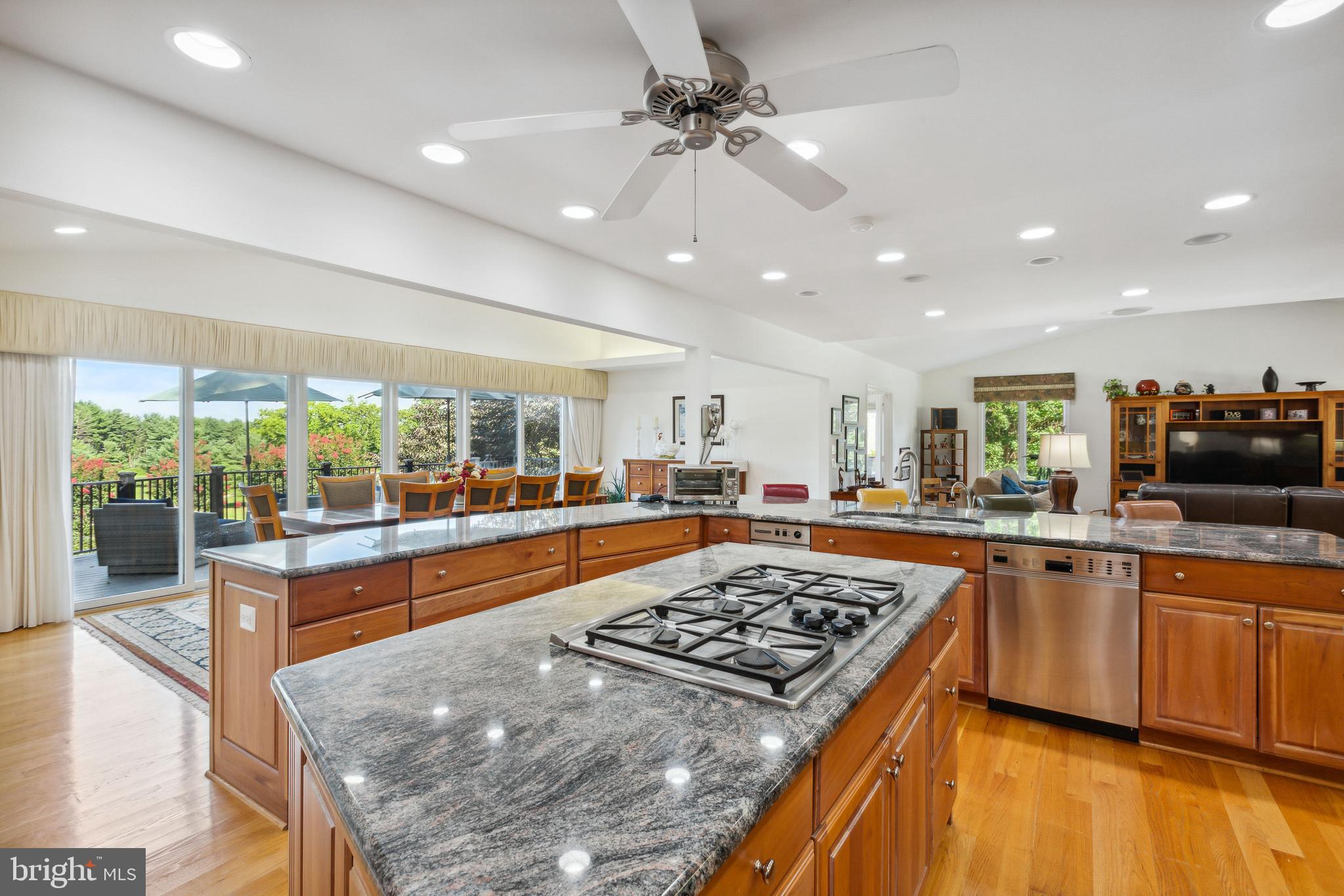 EVERGREEN FARM - Residential