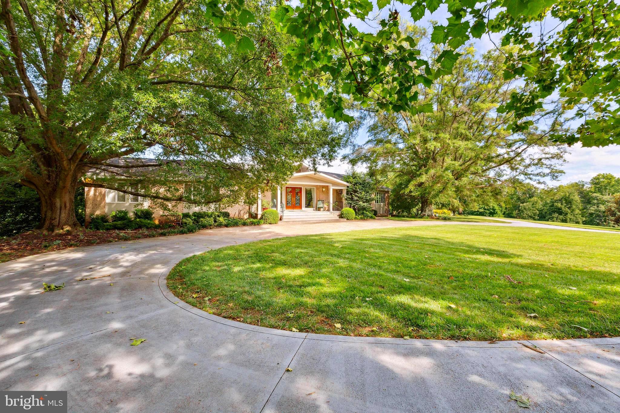 EVERGREEN FARM - Residential