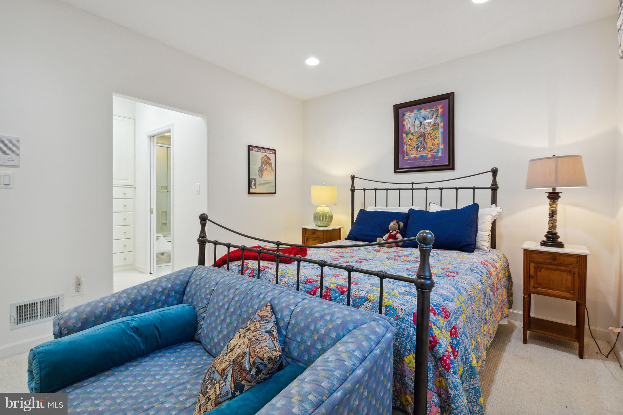 EVERGREEN FARM - Residential