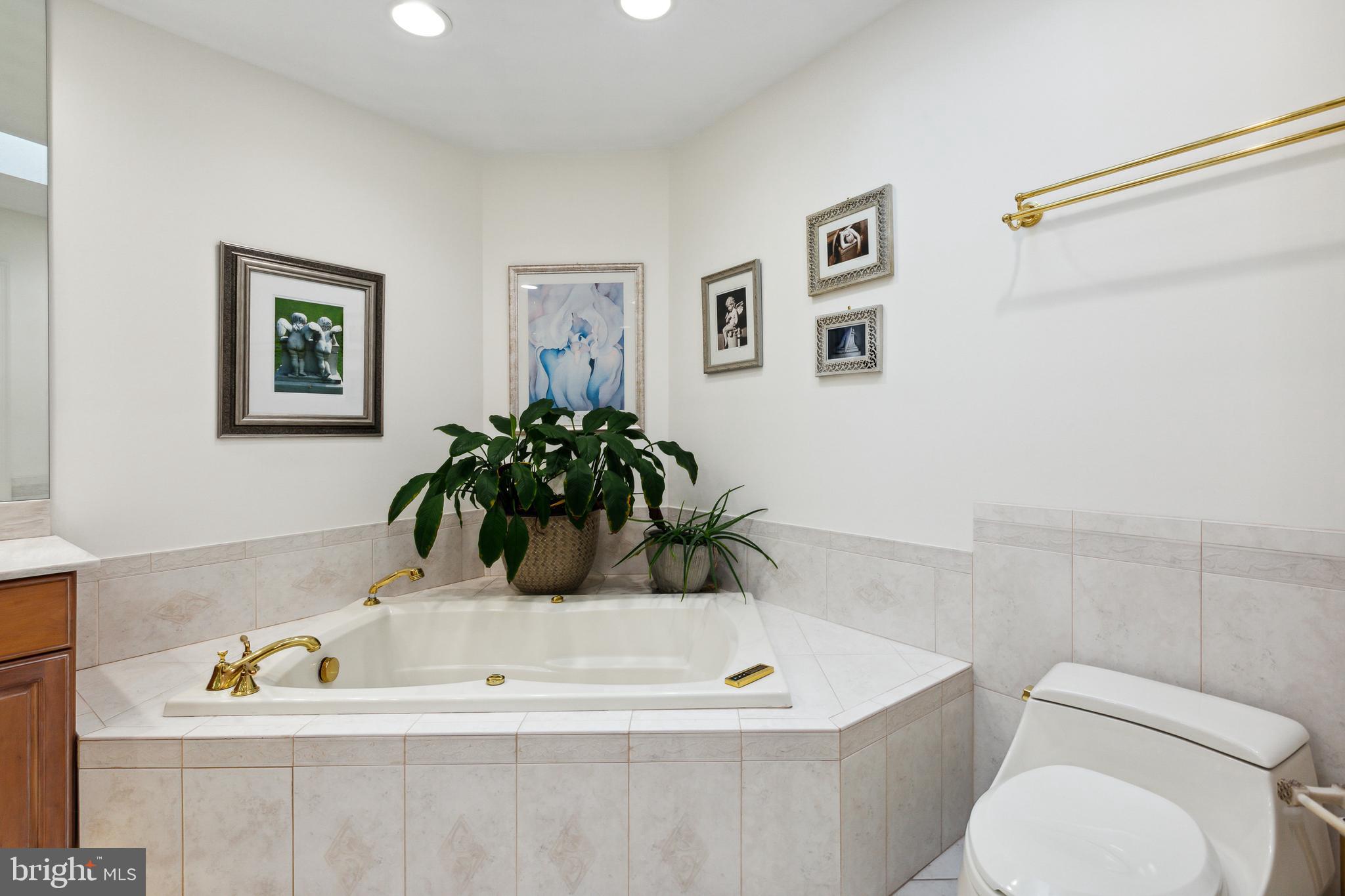 EVERGREEN FARM - Residential