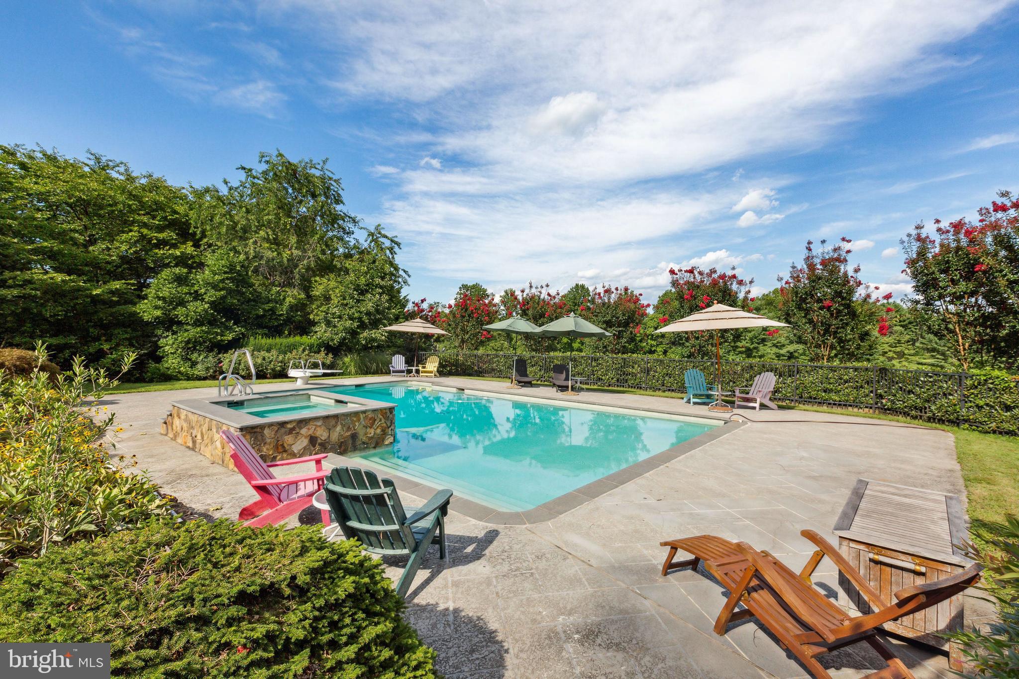 EVERGREEN FARM - Residential