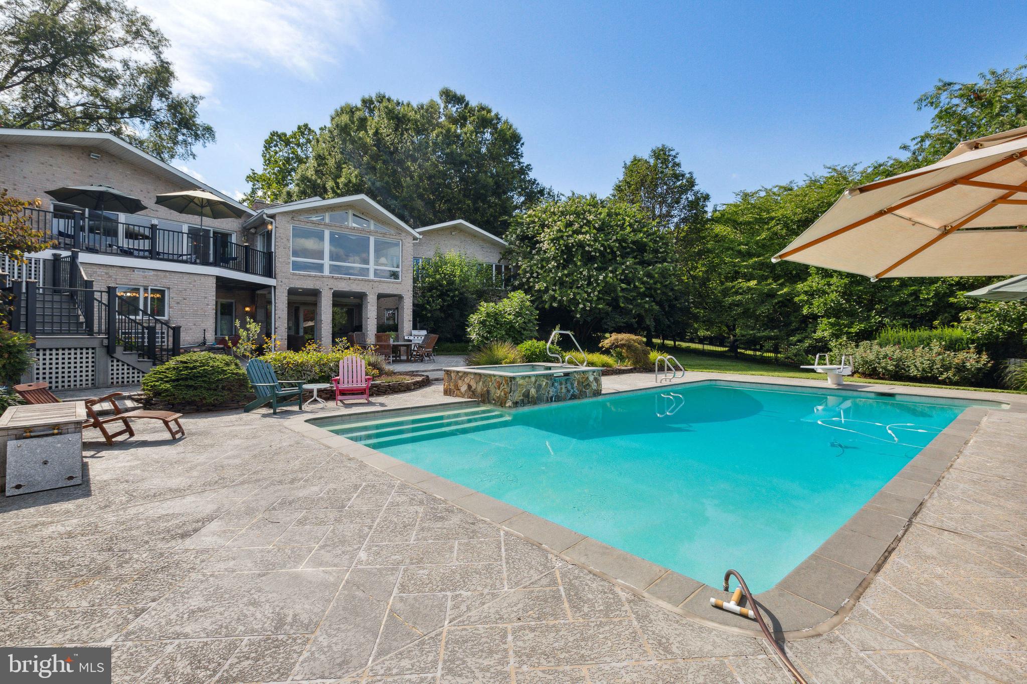 EVERGREEN FARM - Residential