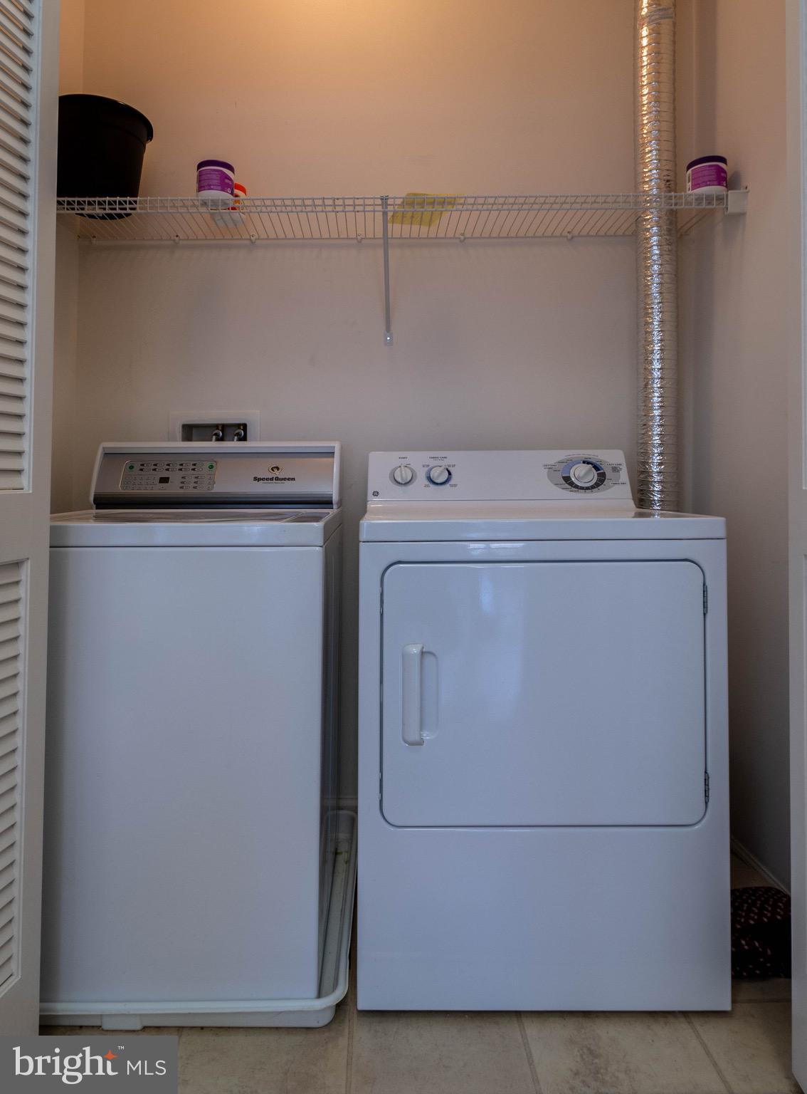 WINDSOR AT PERRY HALL FARMS - Residential