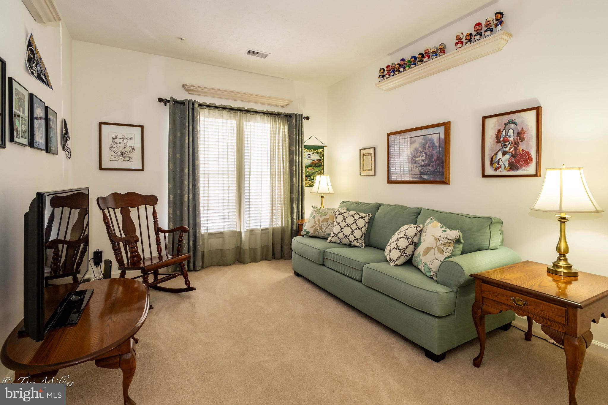 WINDSOR AT PERRY HALL FARMS - Residential