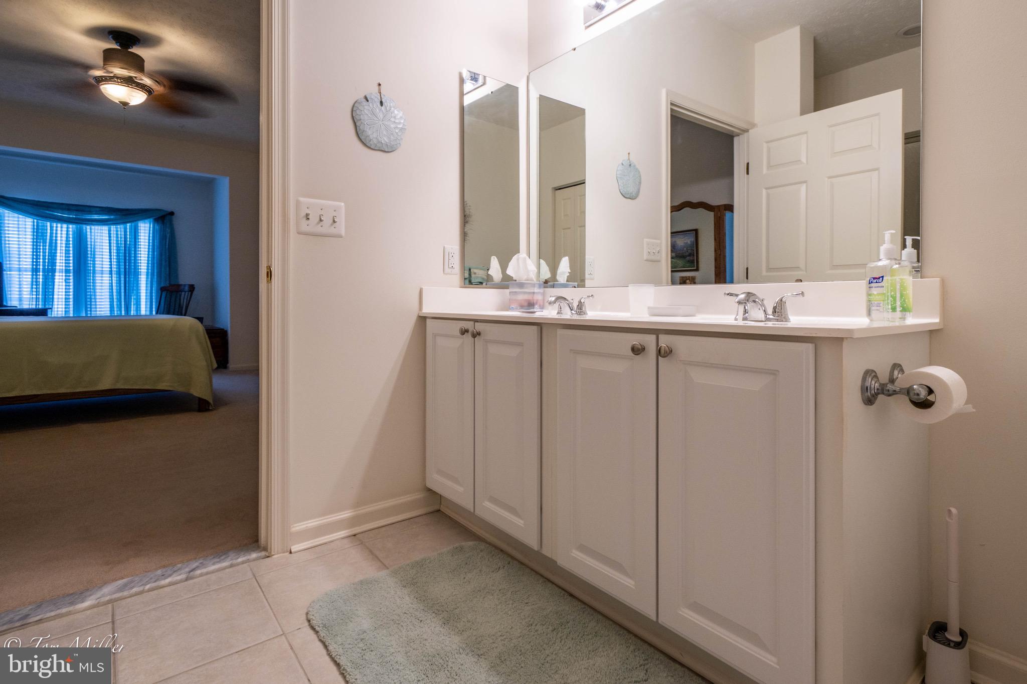 WINDSOR AT PERRY HALL FARMS - Residential