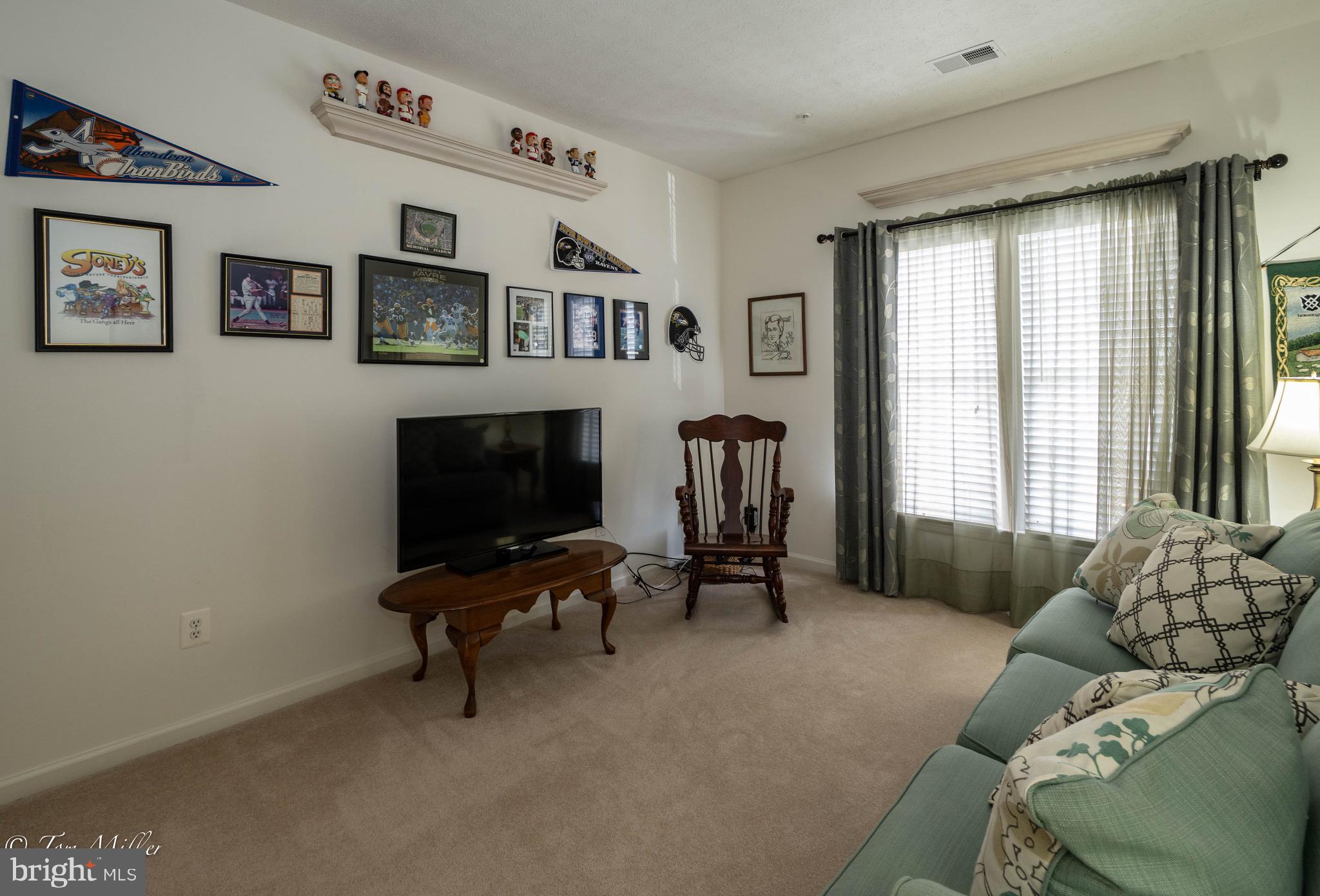 WINDSOR AT PERRY HALL FARMS - Residential