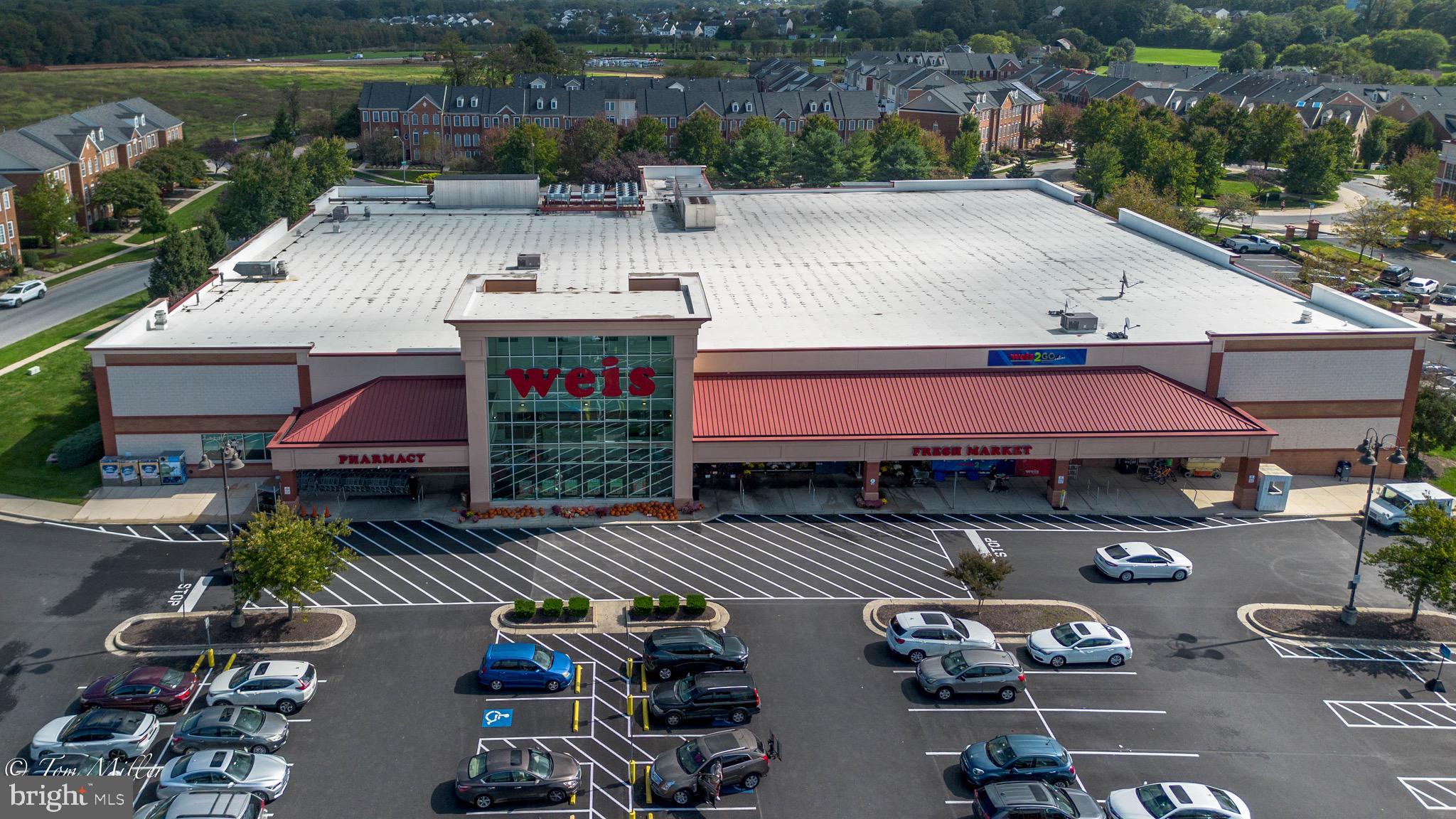 WINDSOR AT PERRY HALL FARMS - Residential