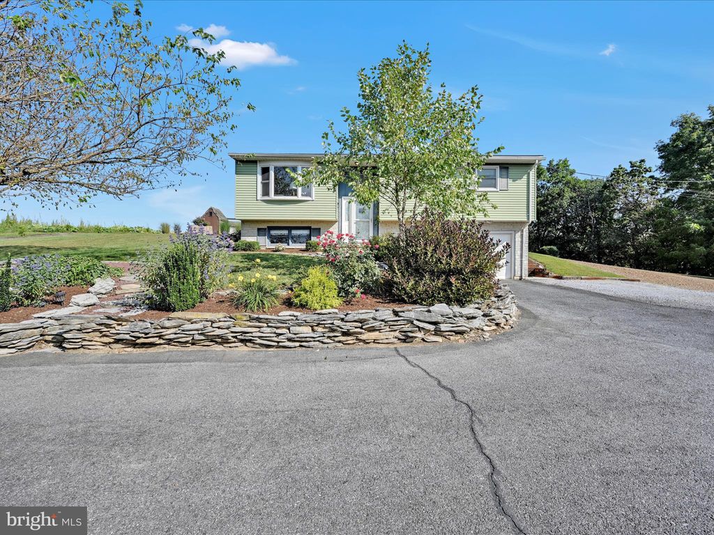 Photo of 1009 Tulpehocken Road, RICHLAND, PA 17087 (MLS # PALN2022884)