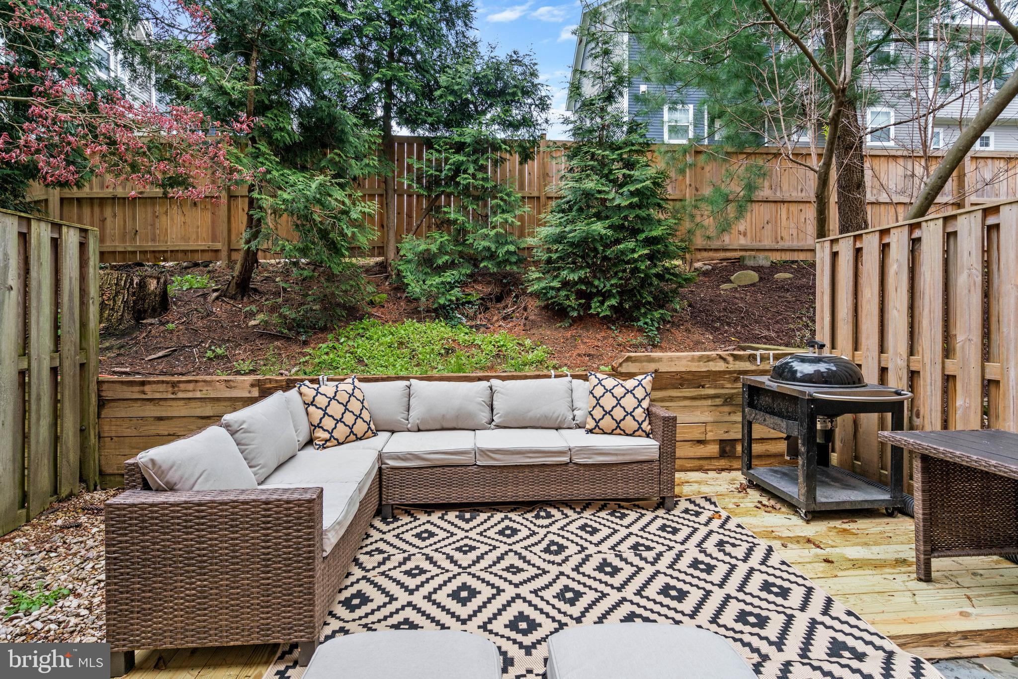 BELLS MILL SPRINGS - Residential Lease